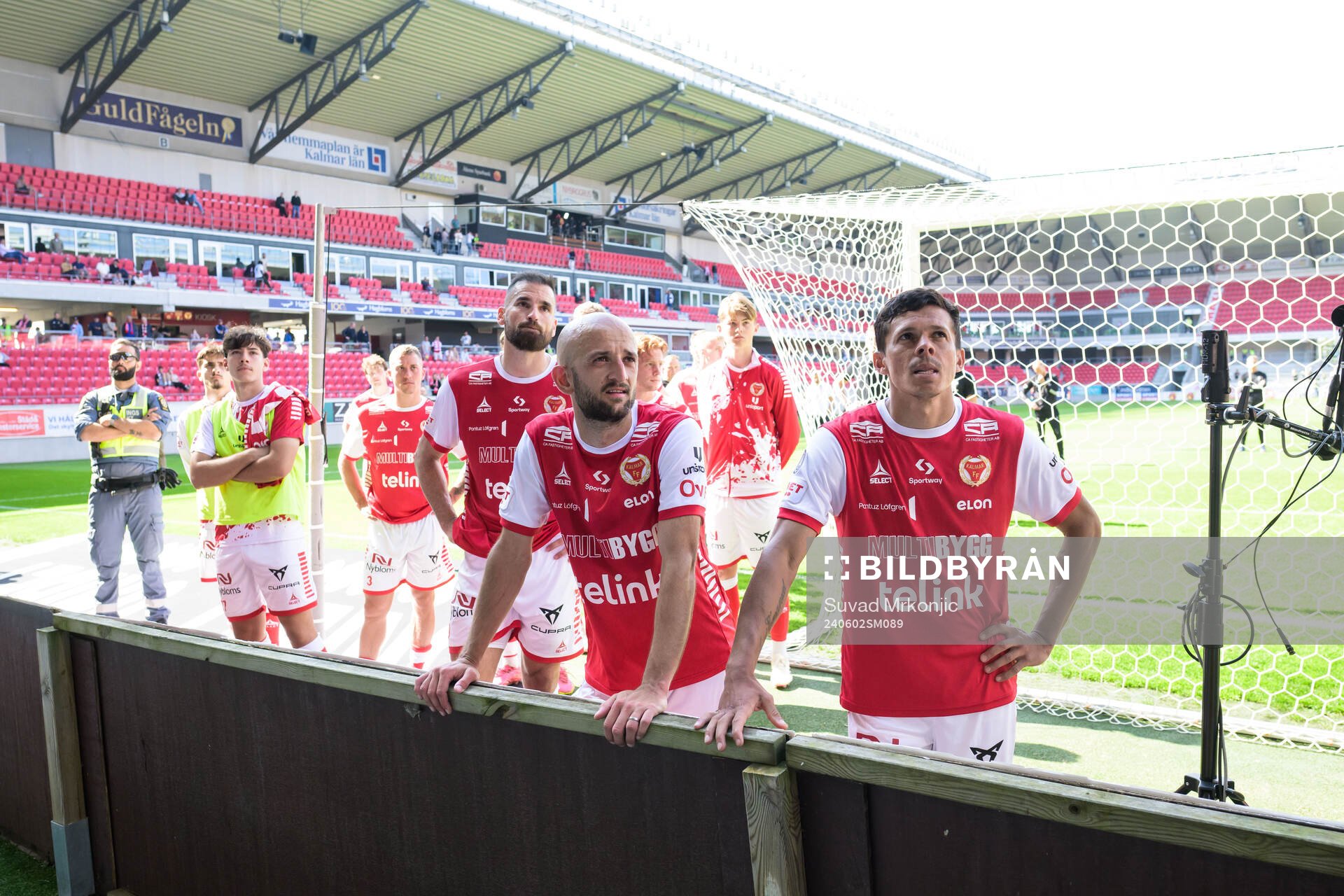Kalmars Robert Gojani och Romario Pereira Sipiao deppar