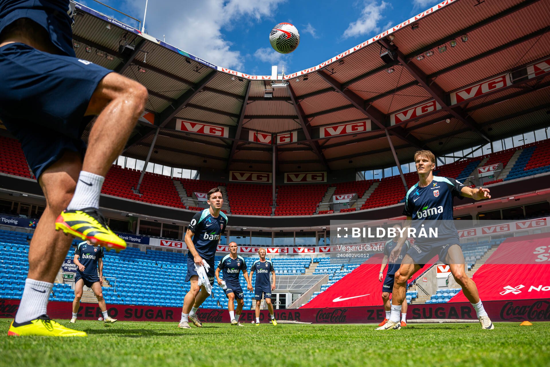 Hugo Vetlesen and Martin Ødegaard of the Norwegian