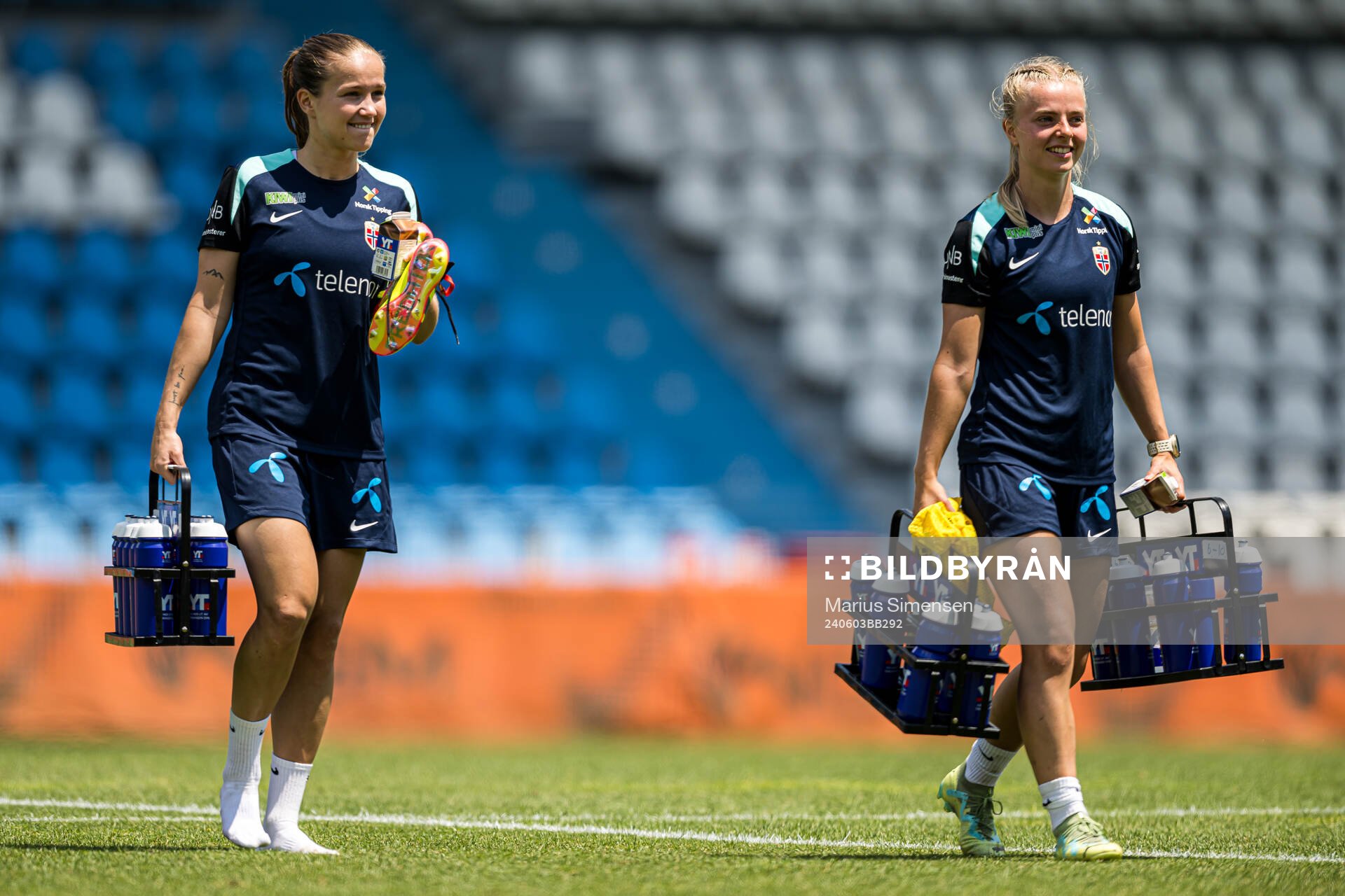 Guro Reiten and Emilie Woldvik of the Norwegian women's