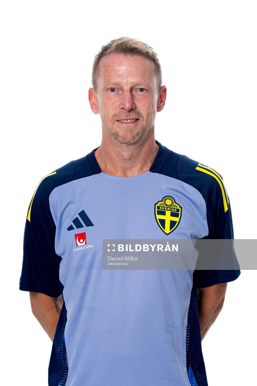 Fredrik Larsson, physiotherapist of the Swedish national