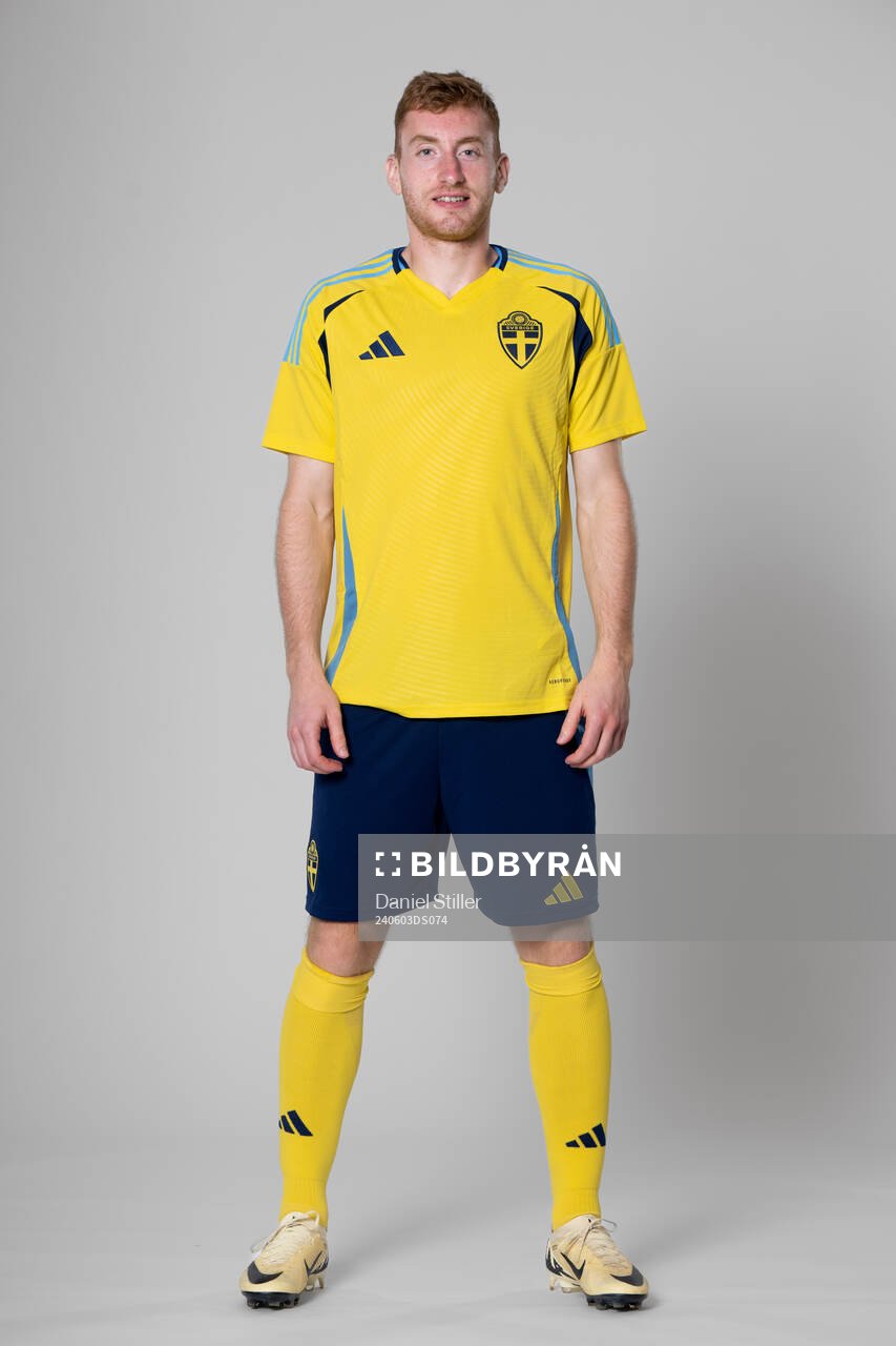 Dejan Kulusevski of the Swedish national football team