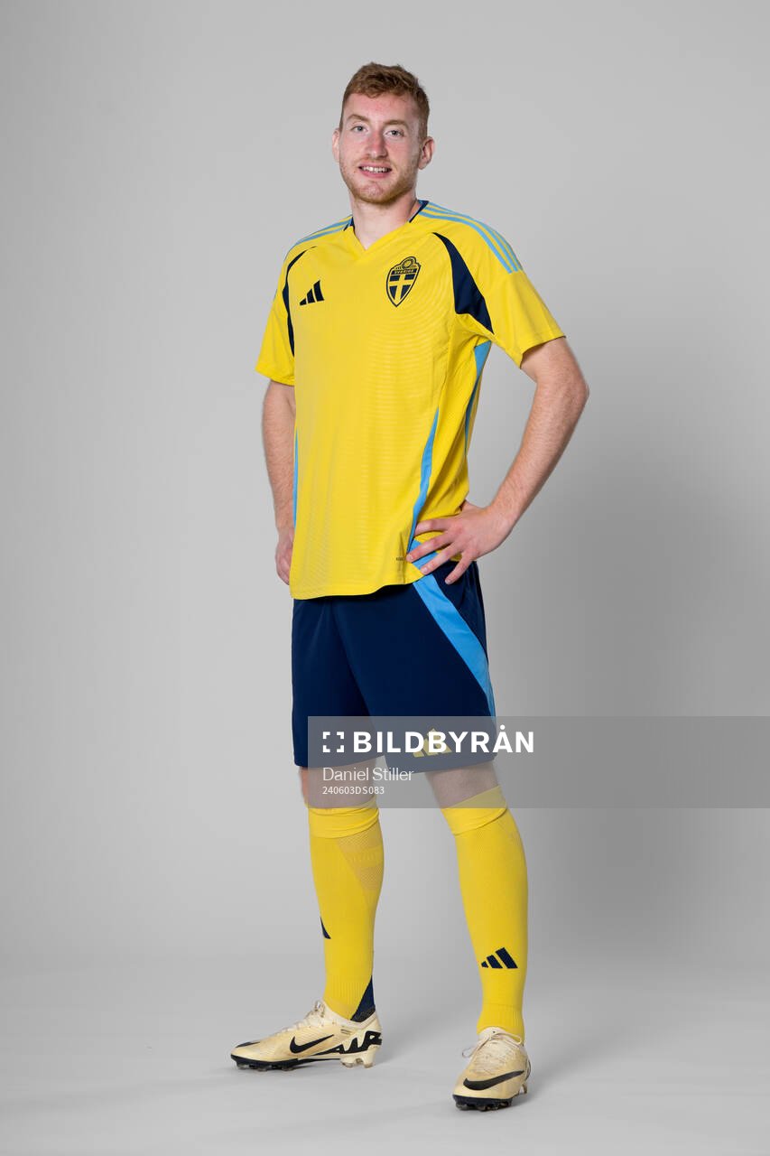 Dejan Kulusevski of the Swedish national football team