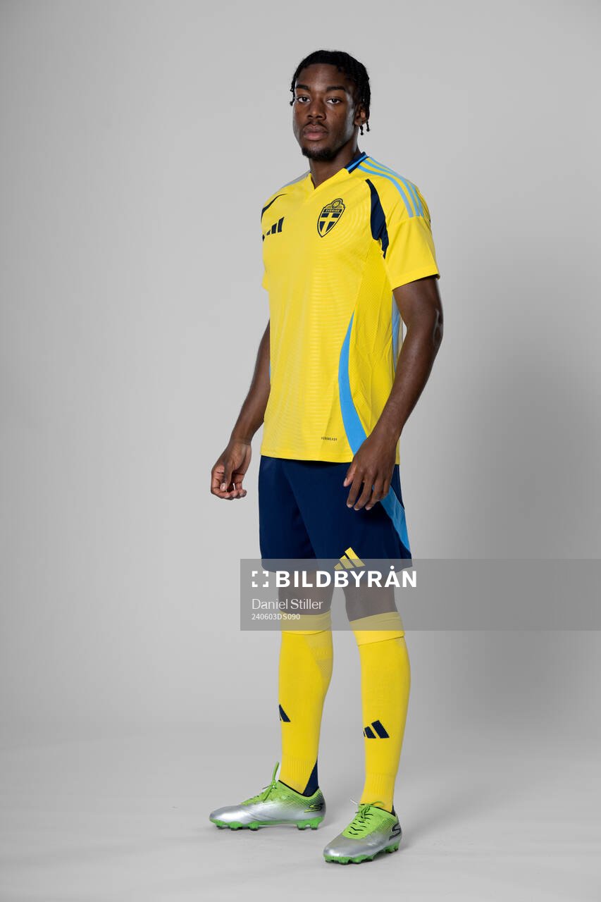 Anthony Elanga of the Swedish national football team poses