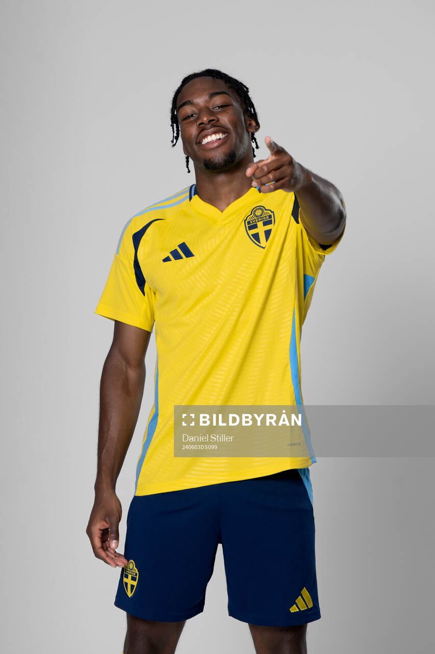 Anthony Elanga of the Swedish national football team poses