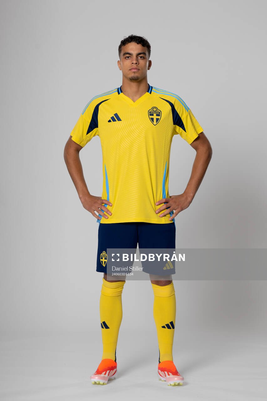 Yasin Ayari of the Swedish national football team poses for