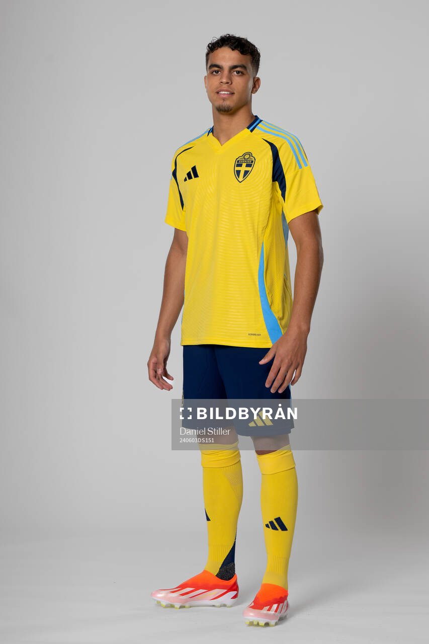 Yasin Ayari of the Swedish national football team poses for