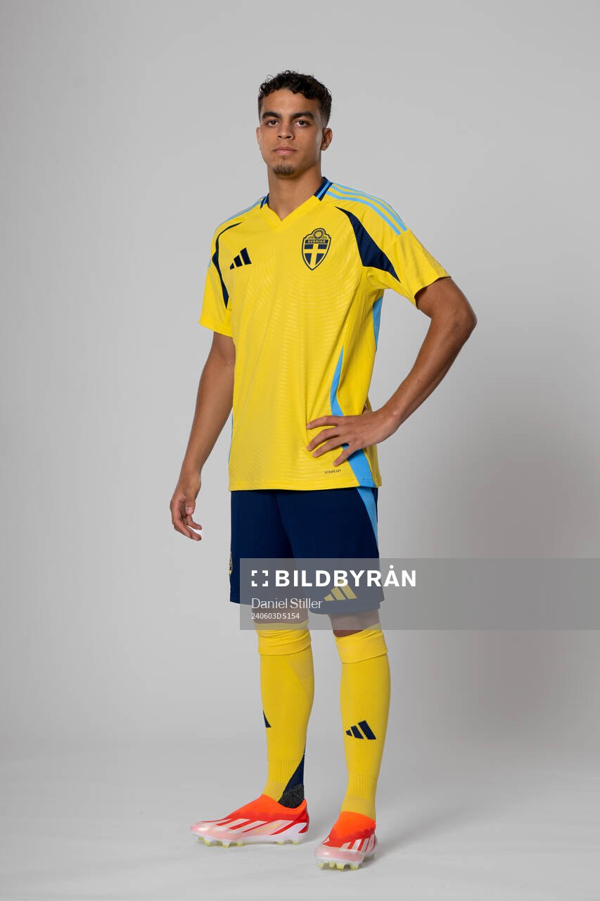 Yasin Ayari of the Swedish national football team poses for