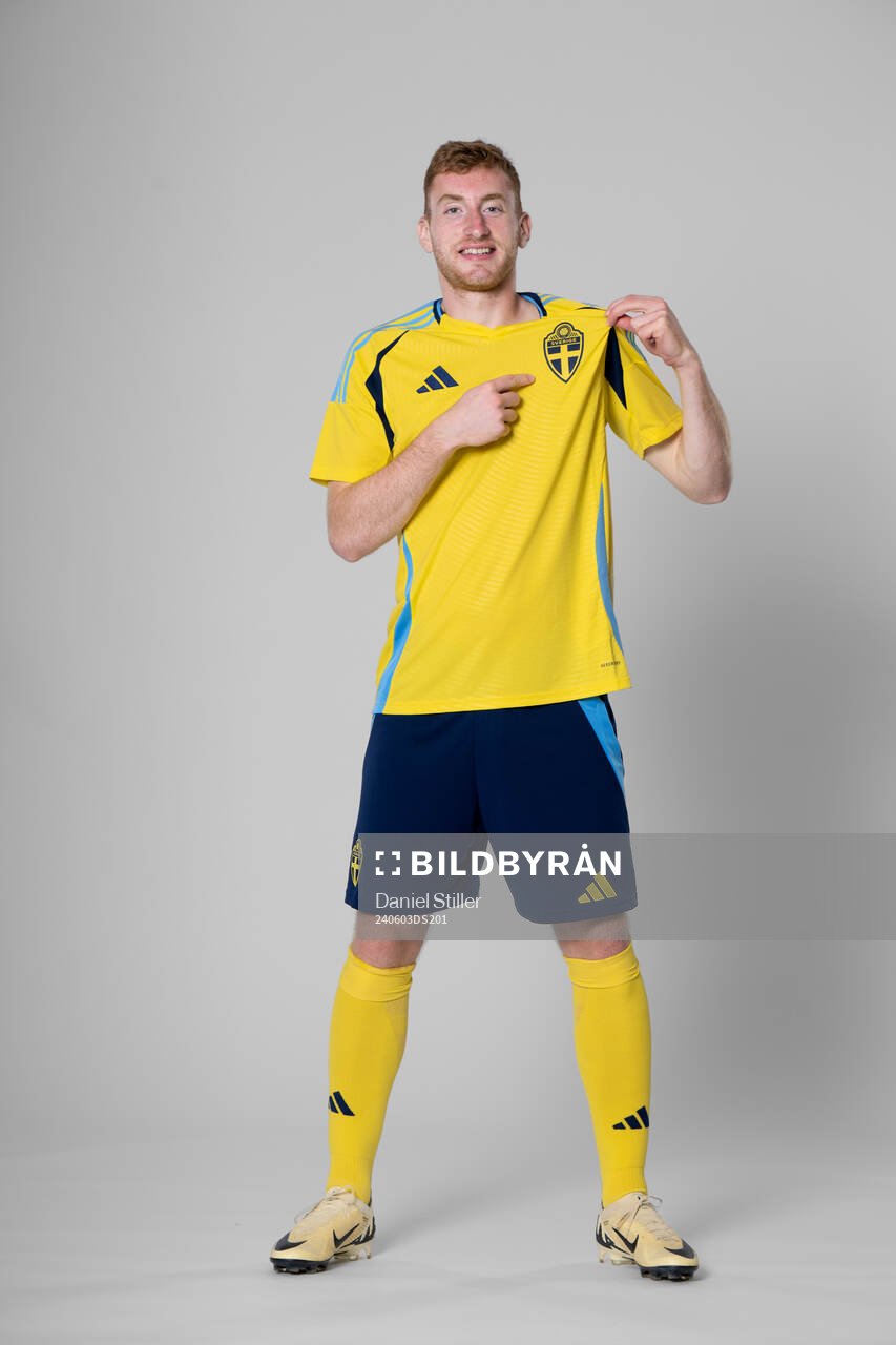 Dejan Kulusevski of the Swedish national football team