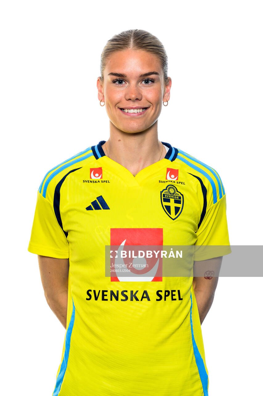 My Cato of the Swedish women's national football team poses