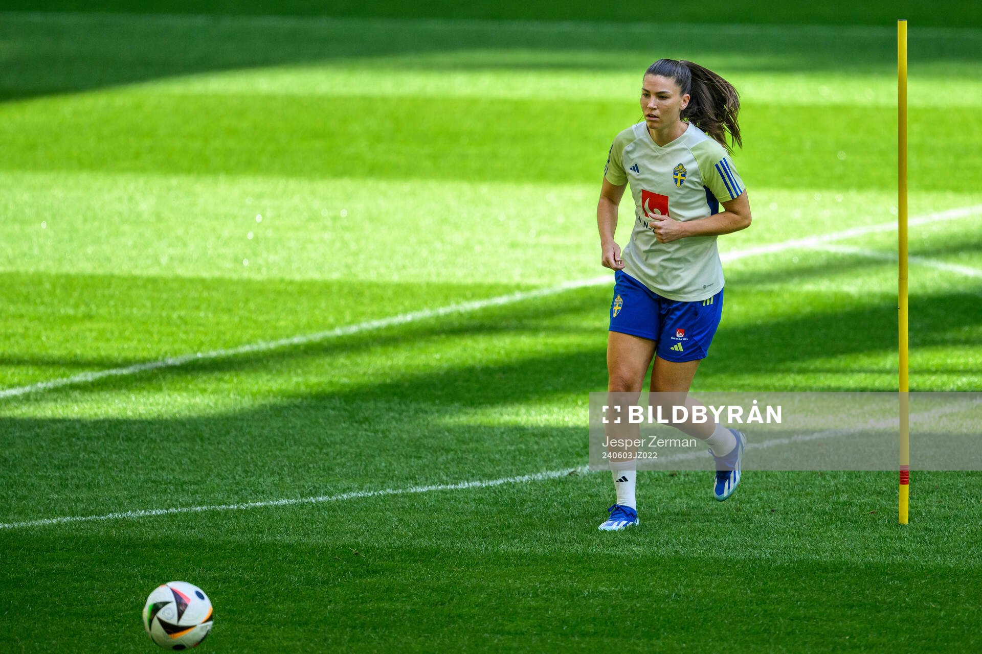 Pauline Hammarlund of the Swedish women's national football