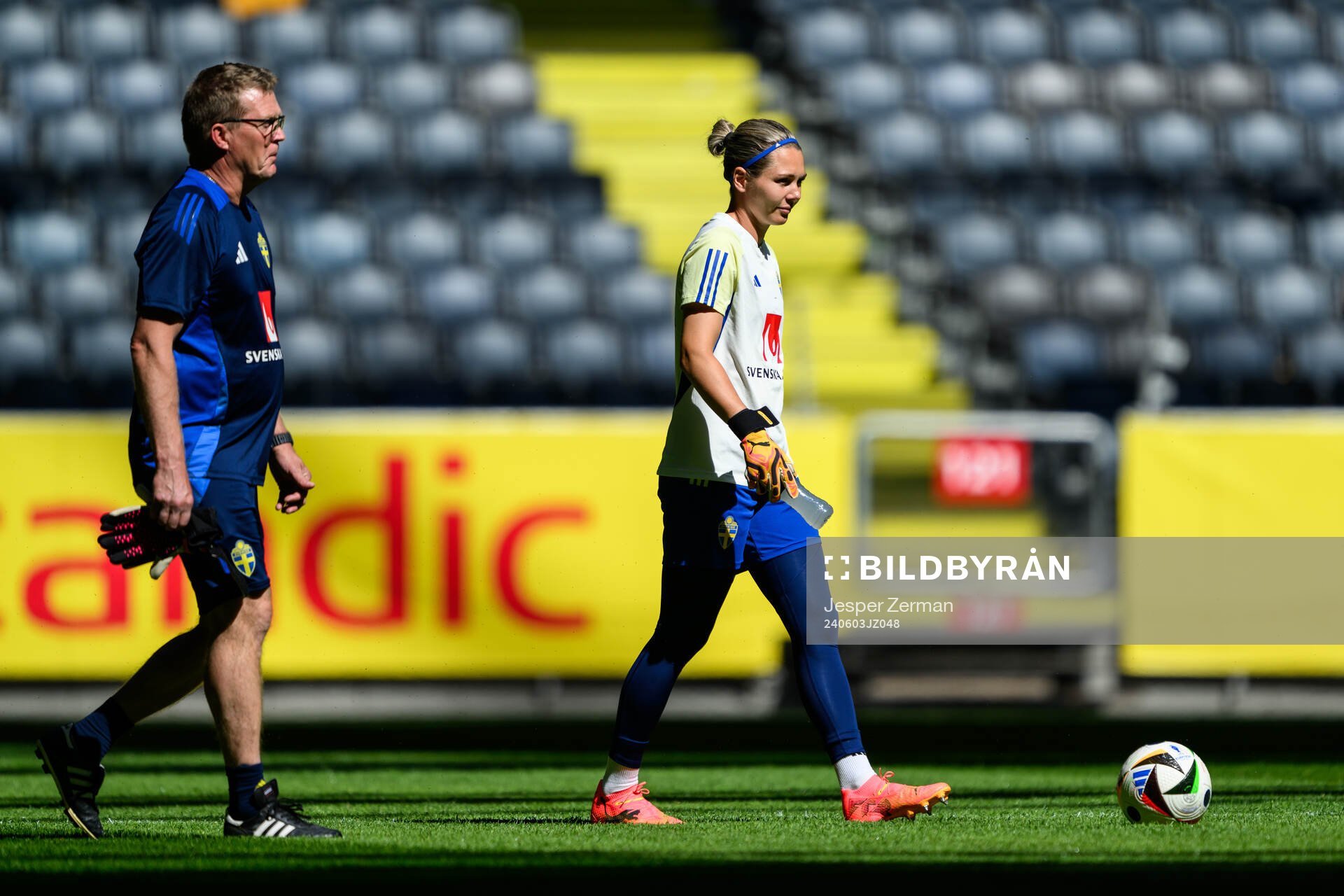goalkeeper Jennifer Falk of the Swedish women's national