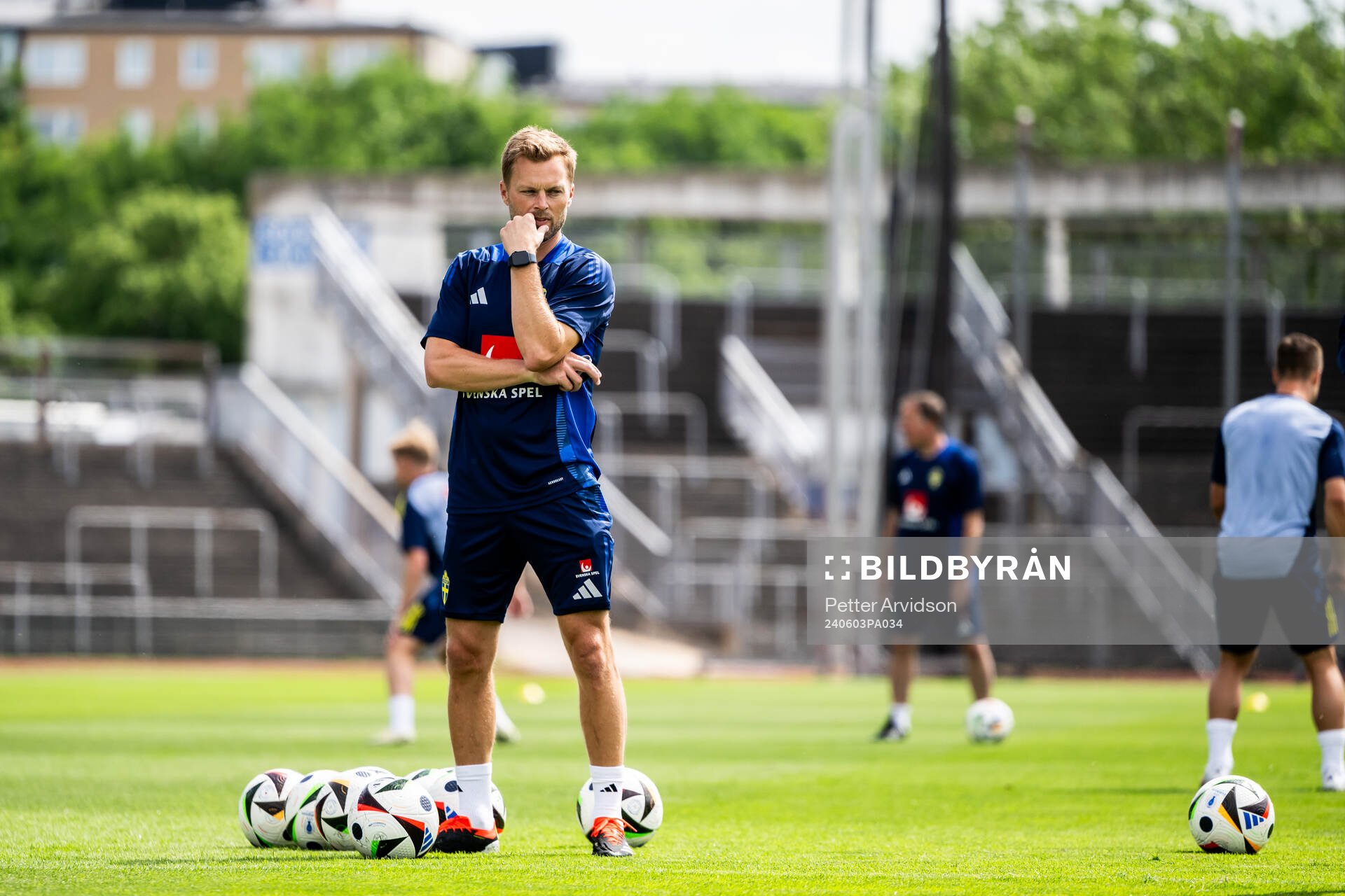 Assistant coach Sebastian Larsson of the Swedish men's