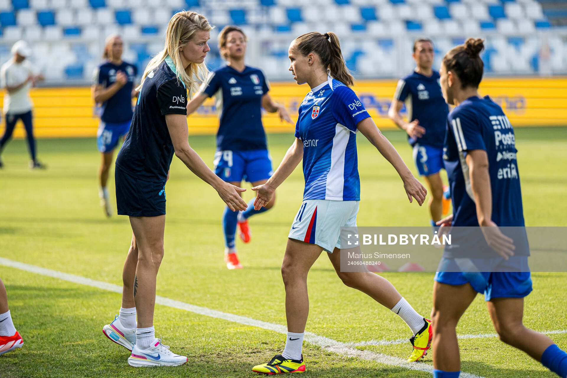 Ada Stolsmo Hegerberg and Guro Reiten of Norway