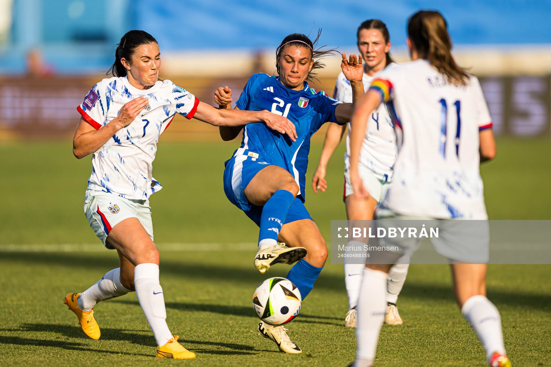 Ingrid Syrstad Engen of Norway and Agnese Bonfantini of