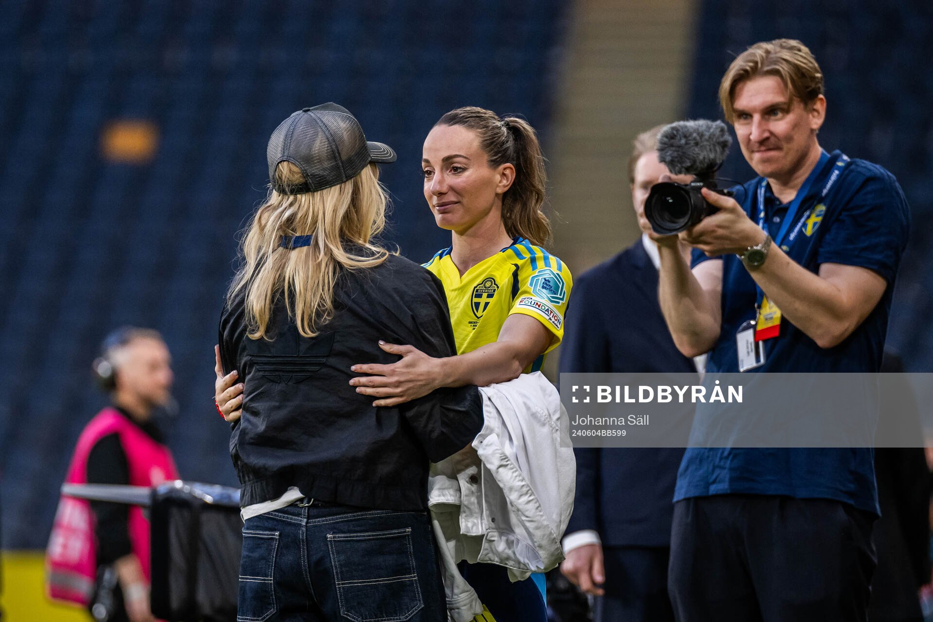 Team manager Marika Domanski Lyfors celebrates with