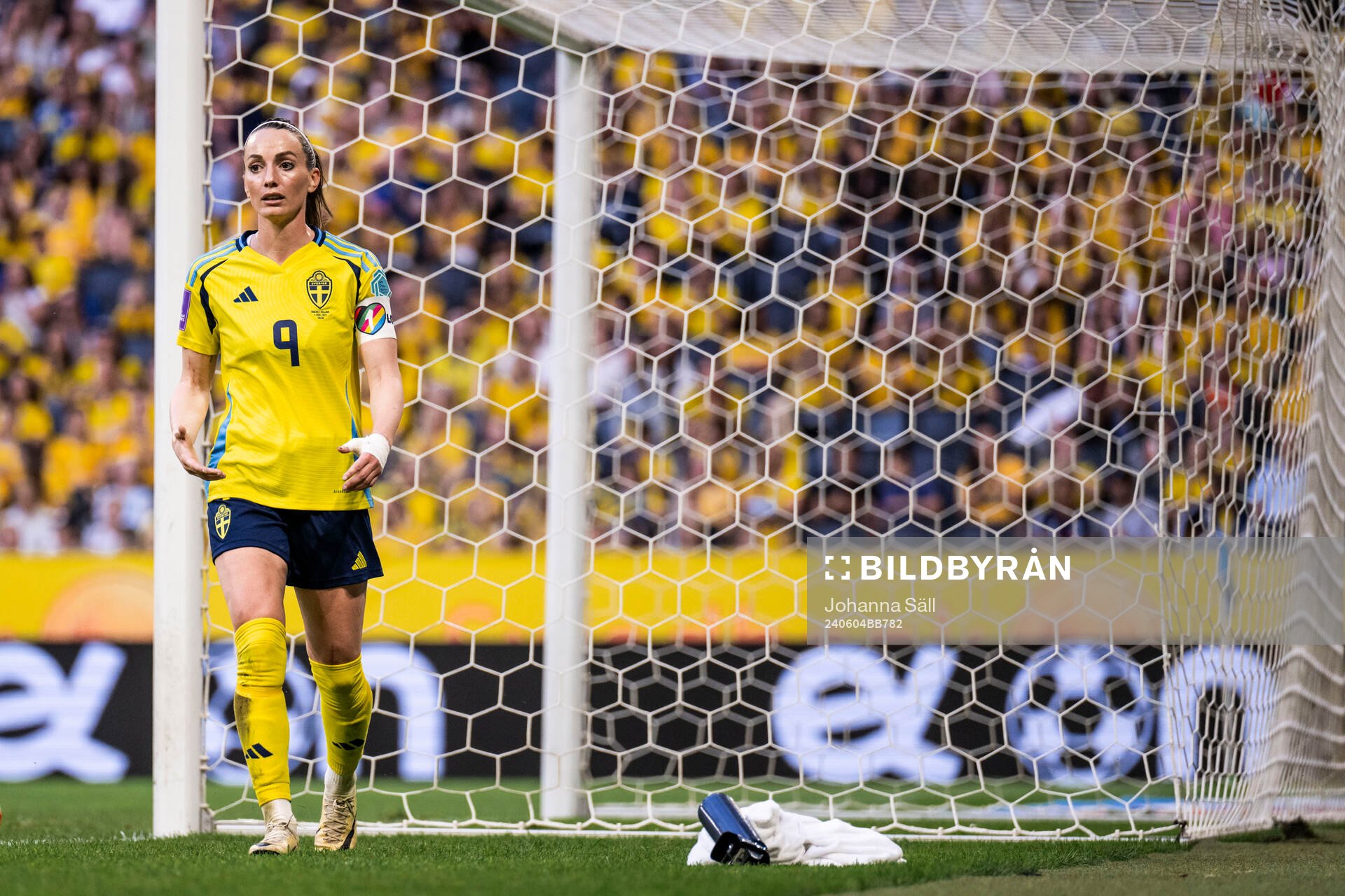 Kosovare Asllani of Sweden