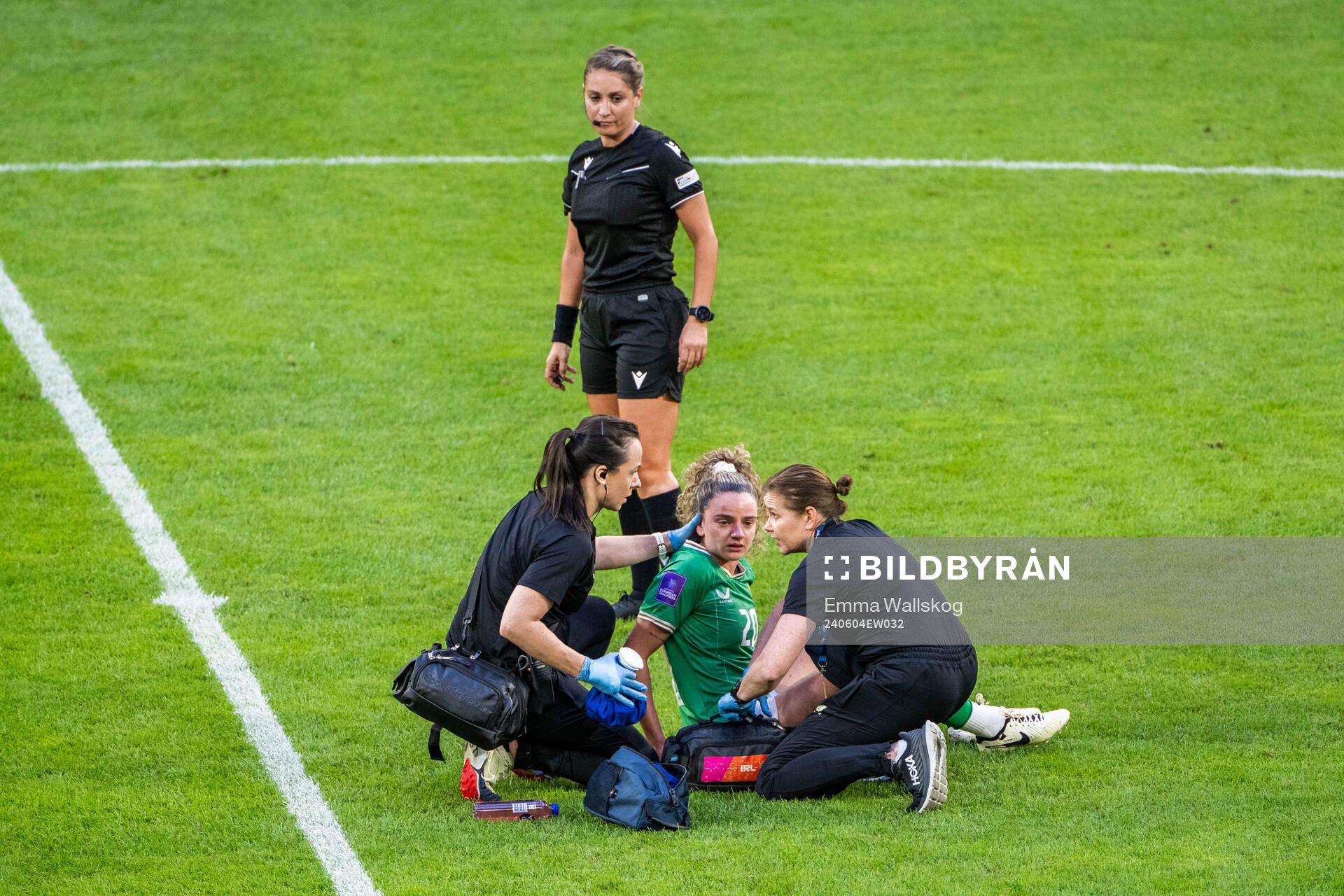 Leanne Kiernan of Republic of Ireland receives medical
