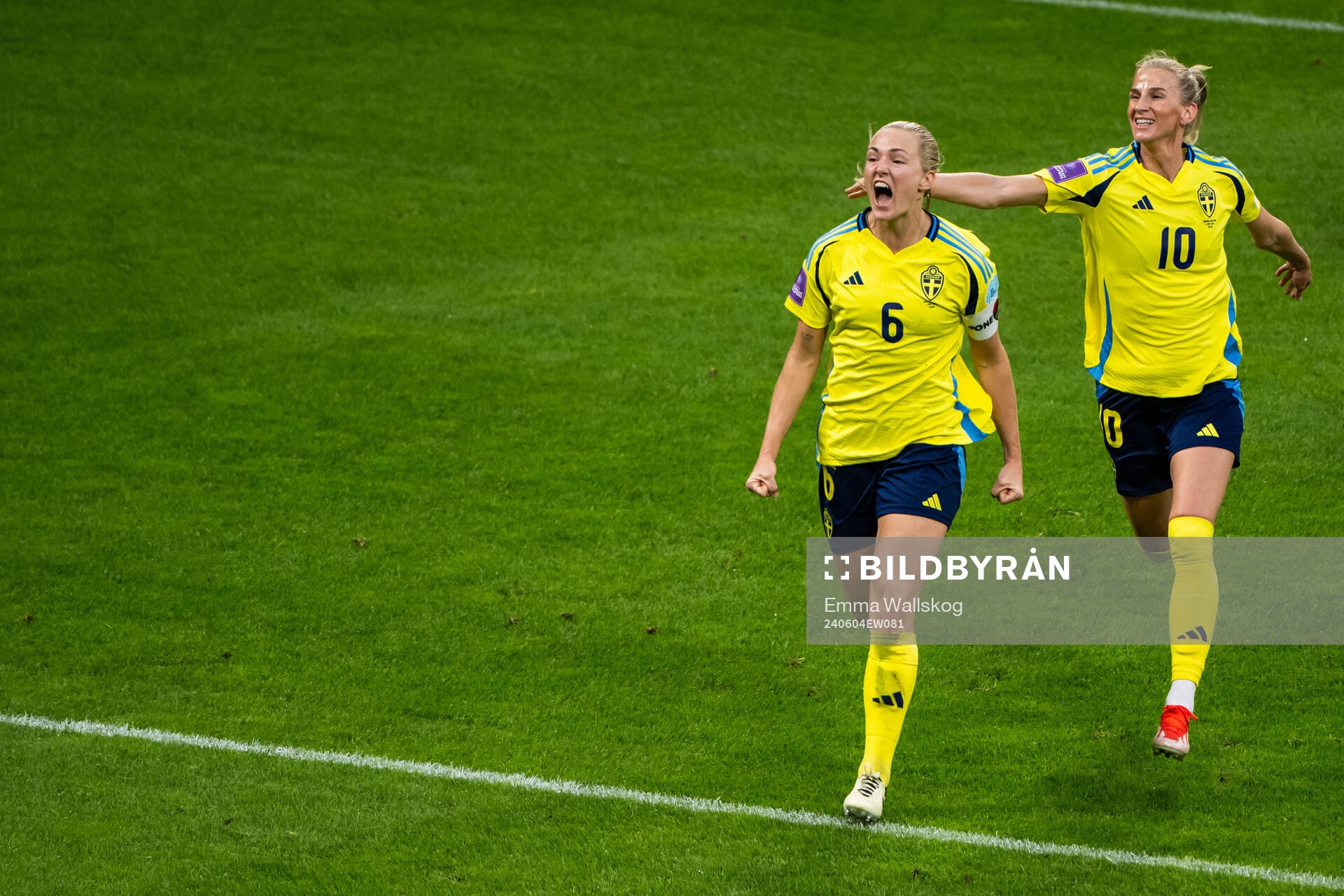 Magdalena Eriksson and Sofia Jakobsson of Sweden celebrate