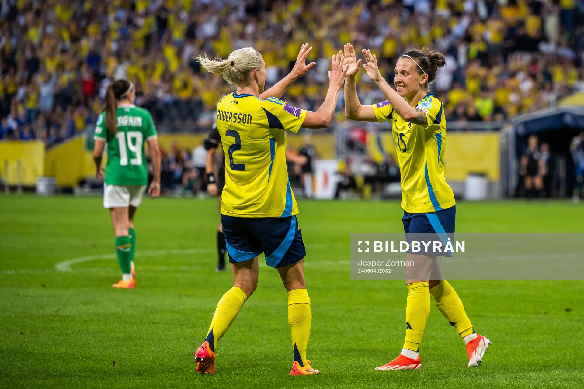 Jonna Andersson and Julia Zigotti Olme of Sweden celebrate