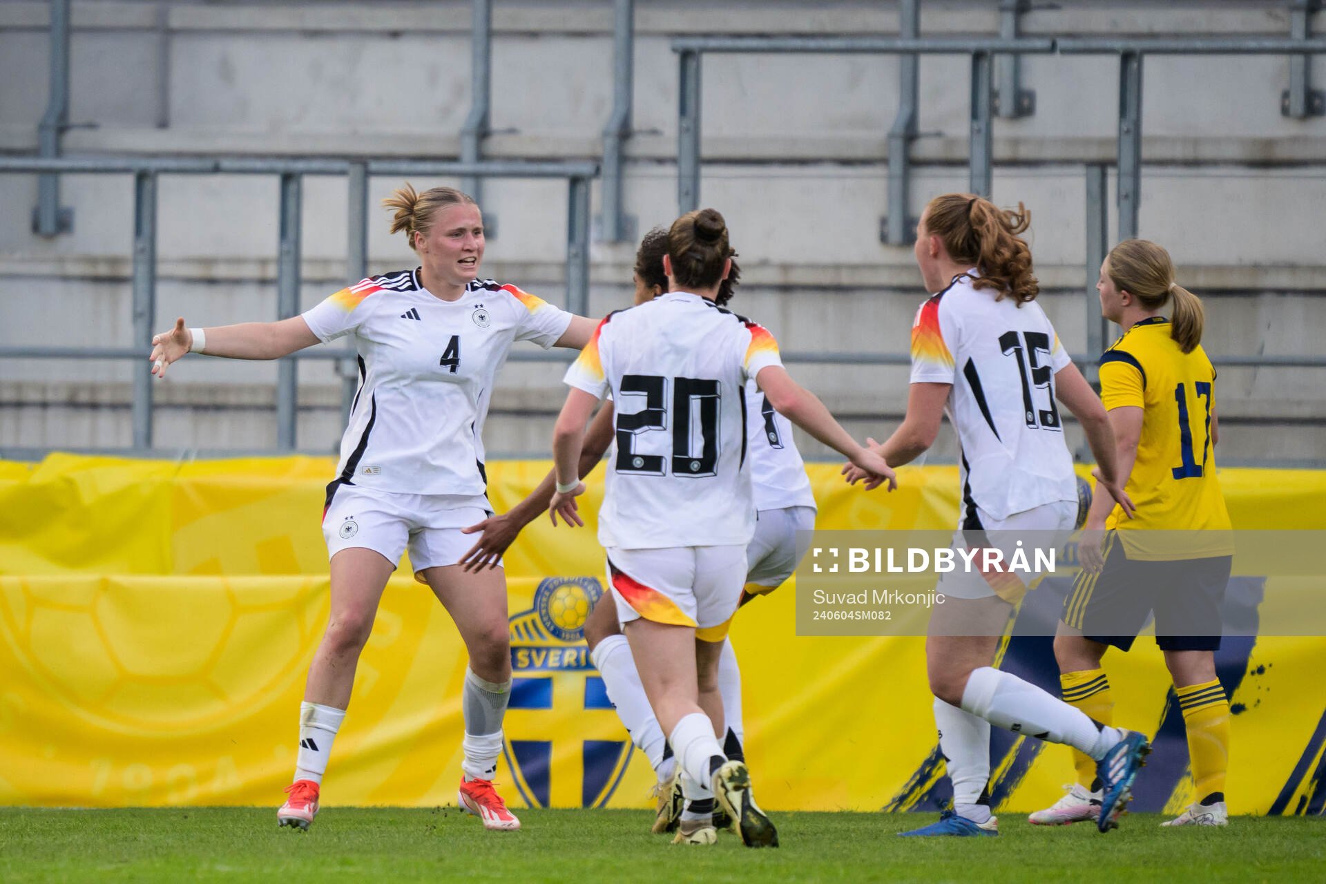 Jella Veit of Germany celebrates