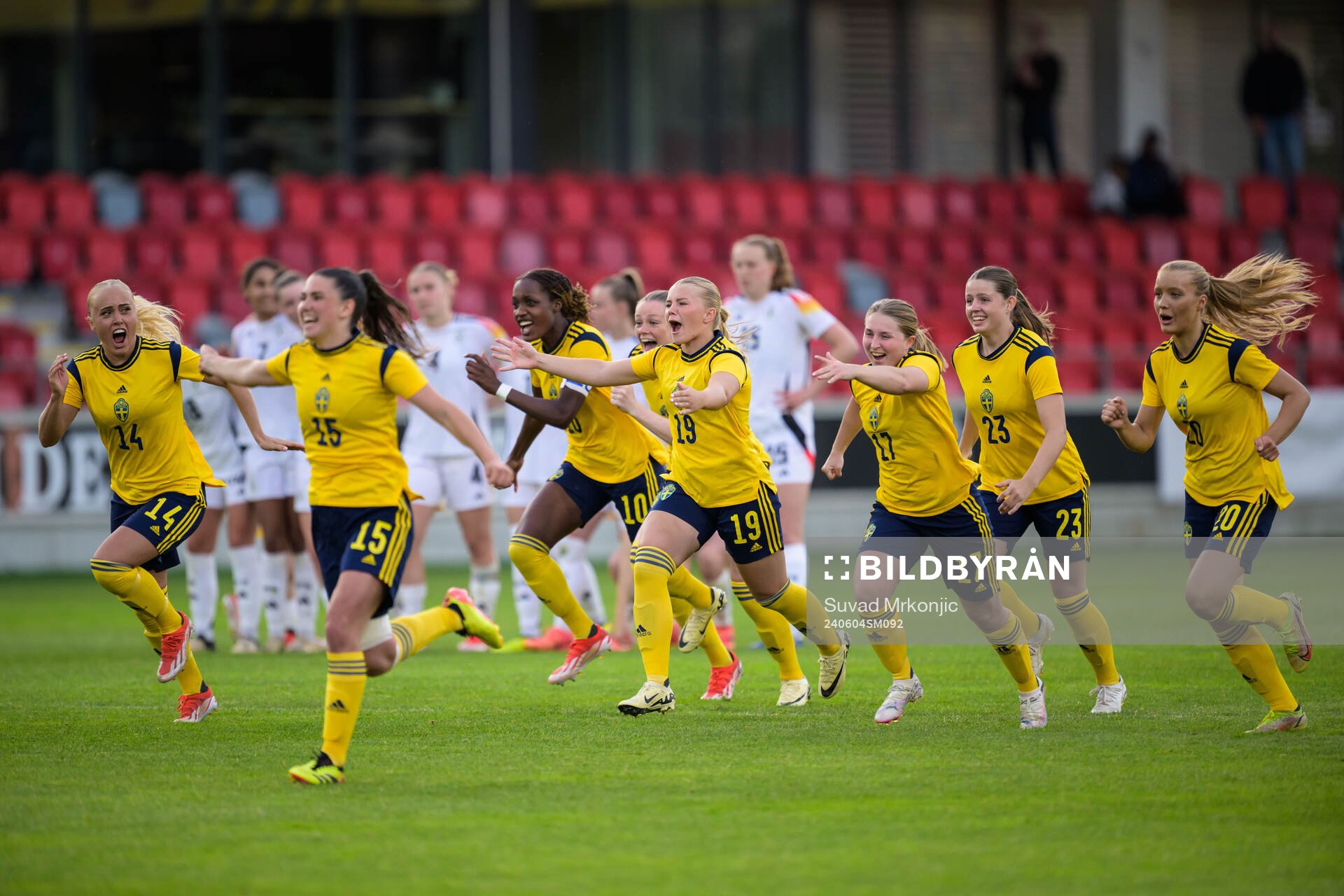 Emilia Pelgander, Evelyn Ijeh, Mathilda Nildén, Hanna