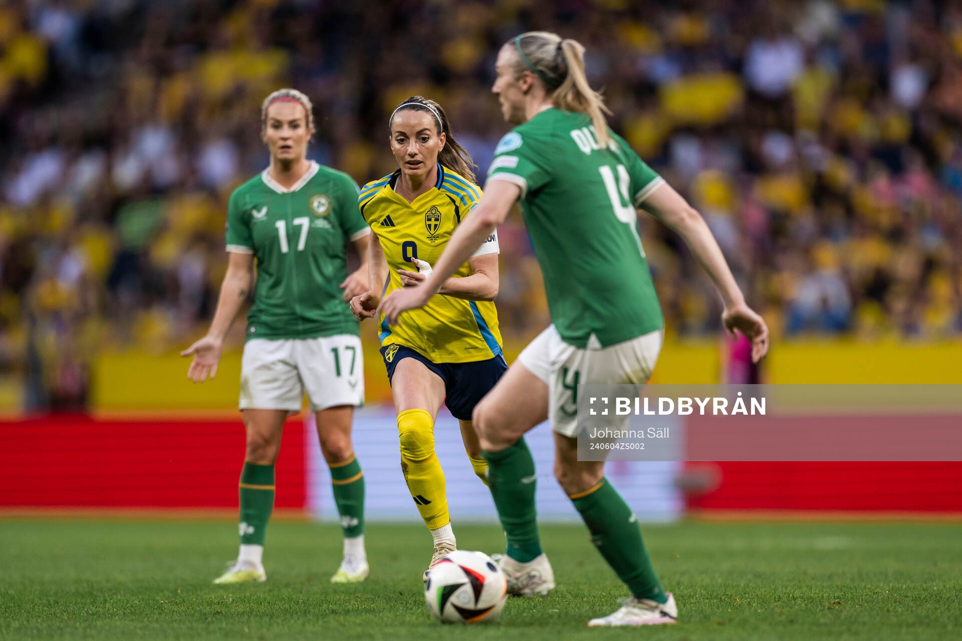Kosovare Asllani of Sweden