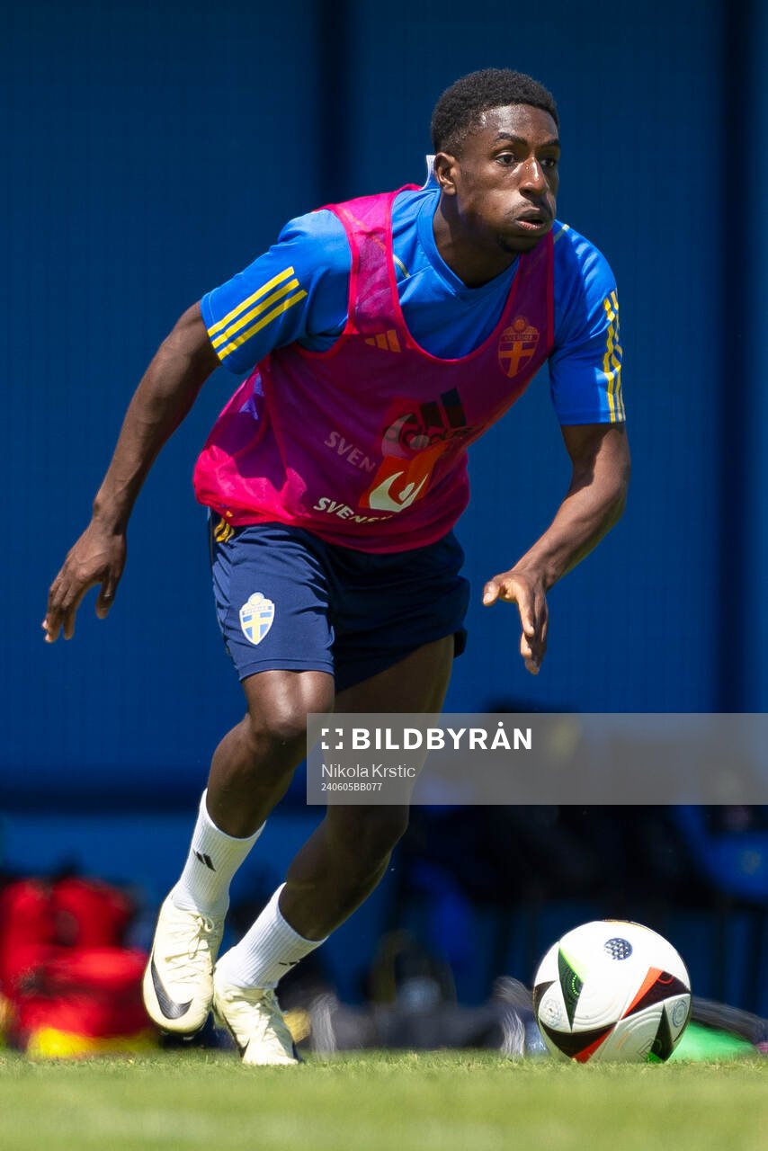 Josafat Mendes of the Swedish under-21 national football