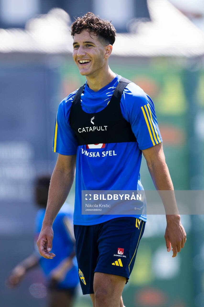 Deniz Gul of the Swedish under-21 national football team