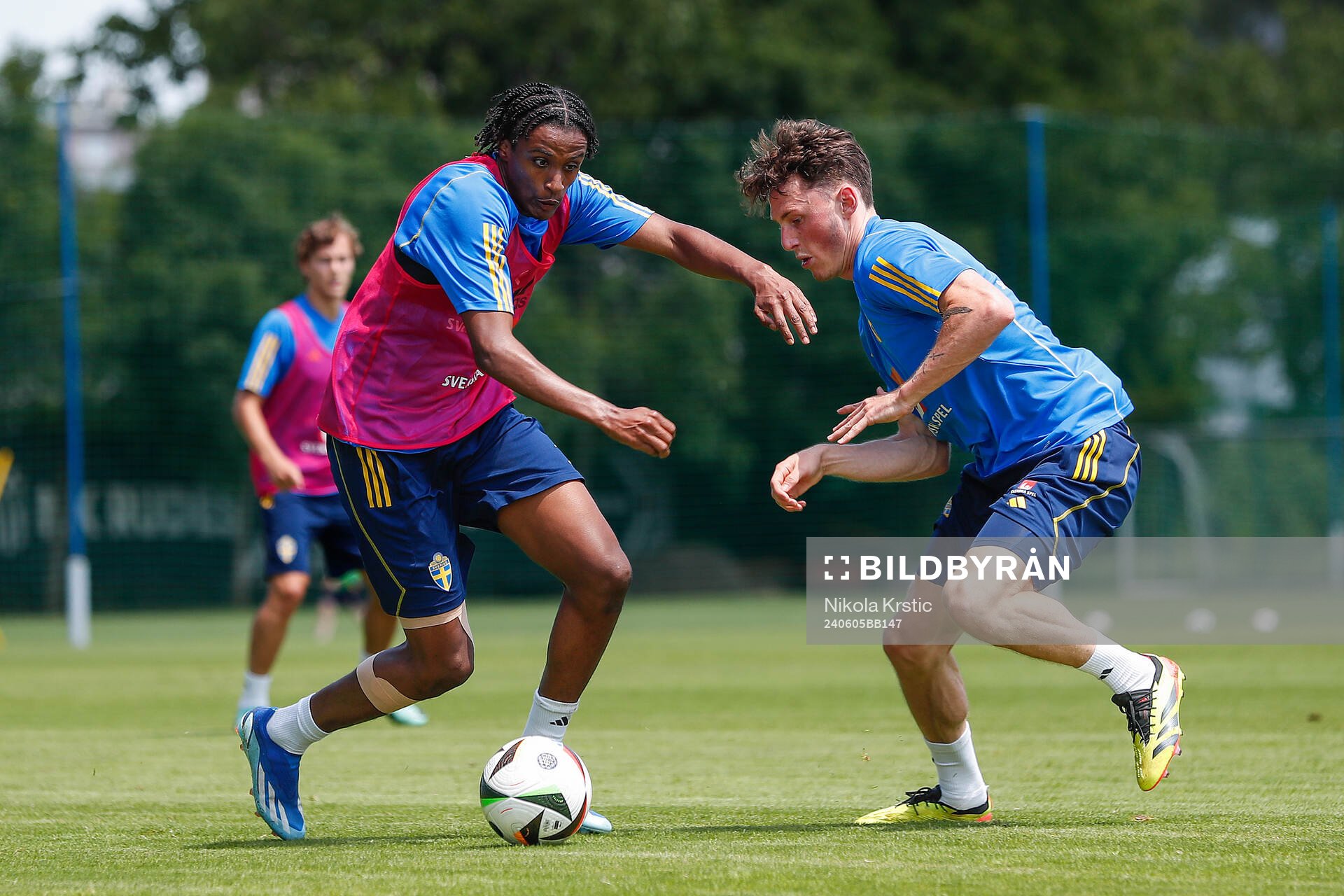 Amar Ahmed Fatah and Noah Persson of the Swedish under-21