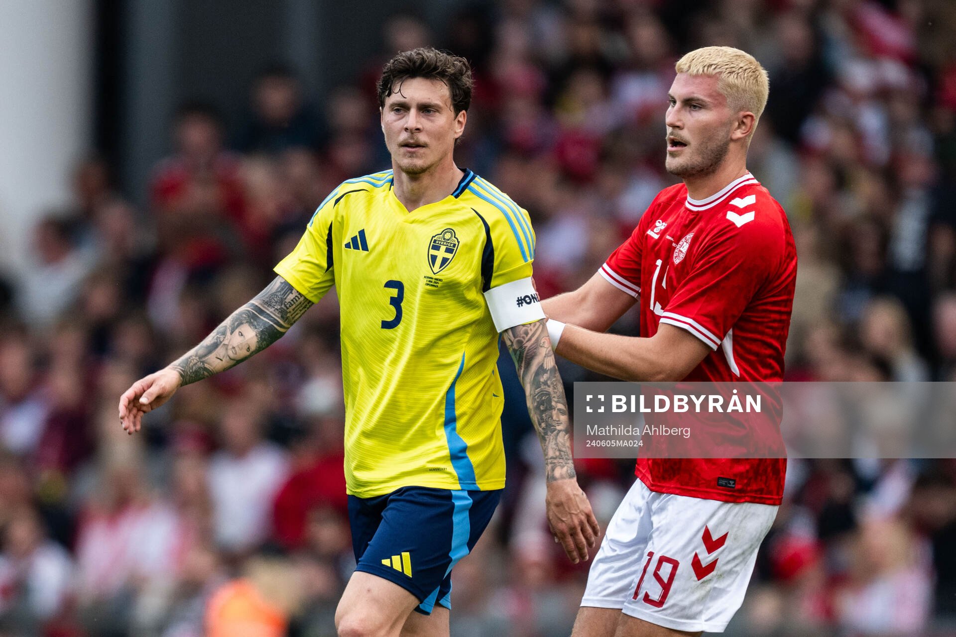 Victor Nilsson Lindelöf of Sweden and Jonas Wind of Denmark