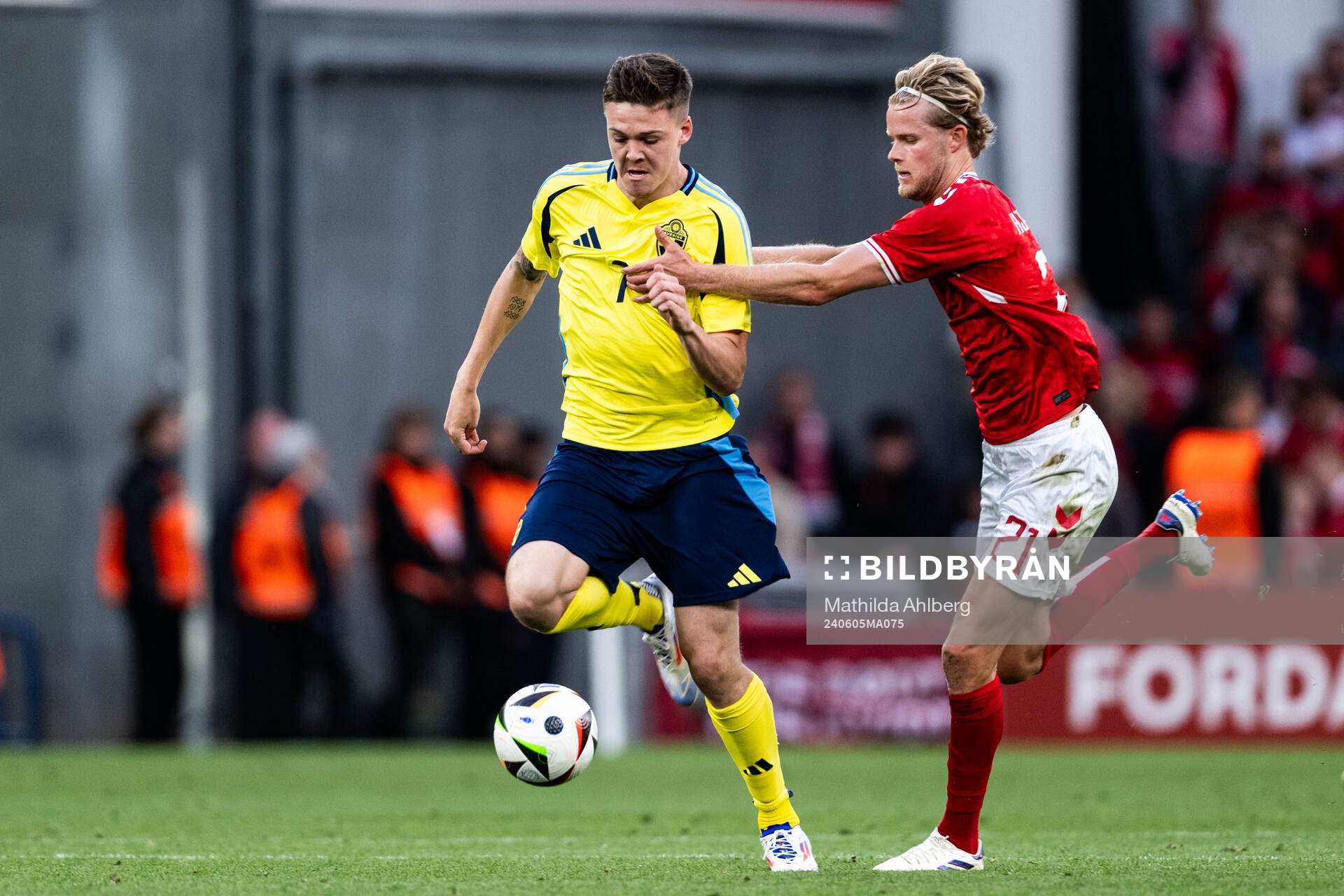 Emil Holm of Sweden and Morten Hjulmand of Denmark