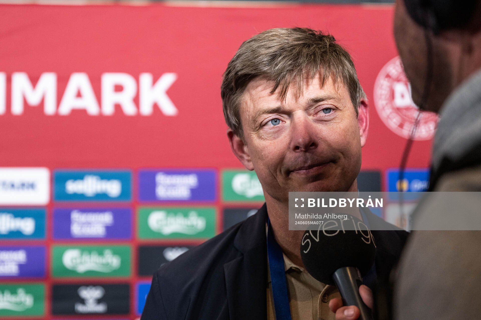 Head coach Jon Dahl Tomasson of Sweden in mixed zone
