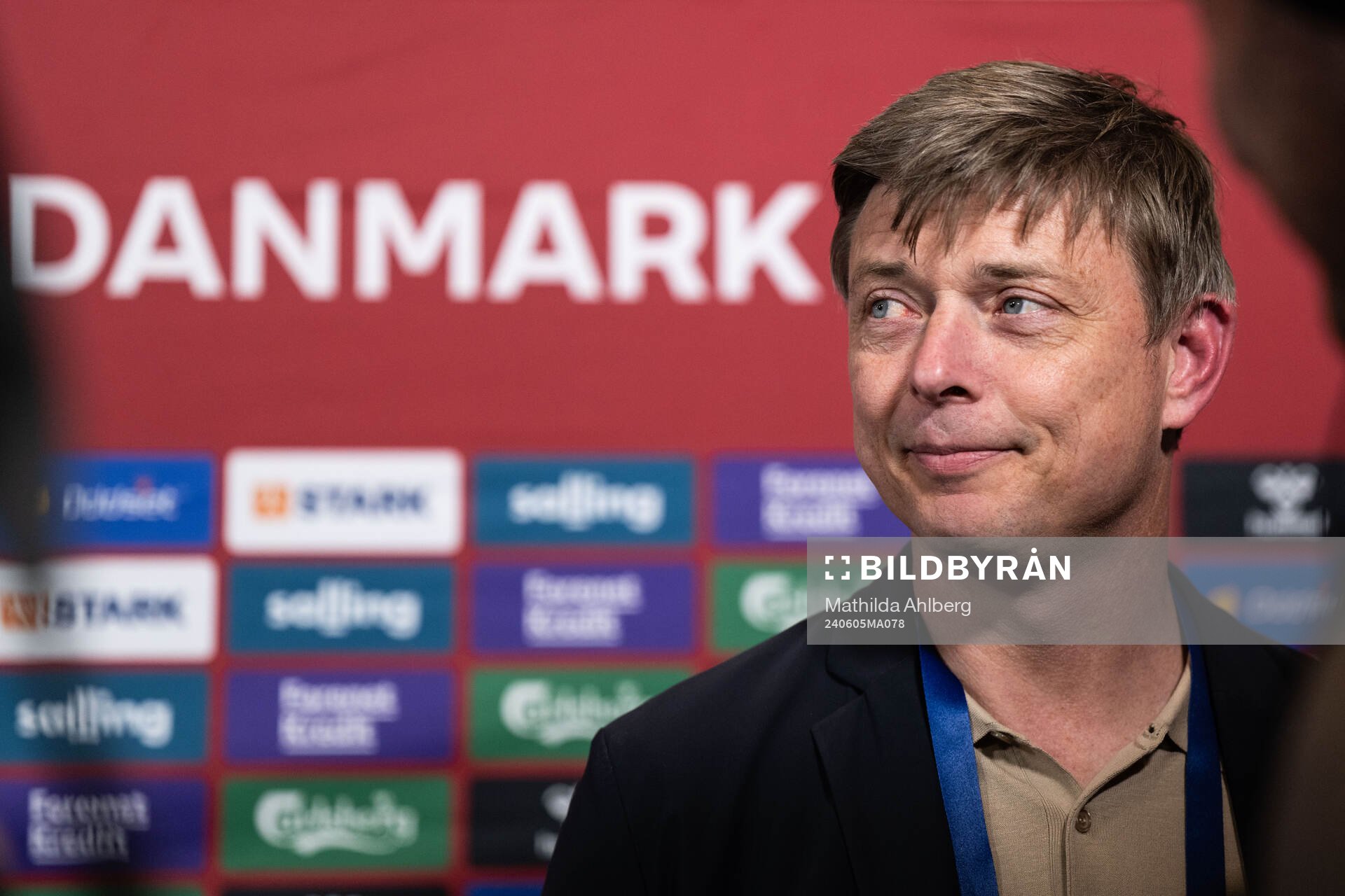 Head coach Jon Dahl Tomasson of Sweden in mixed zone