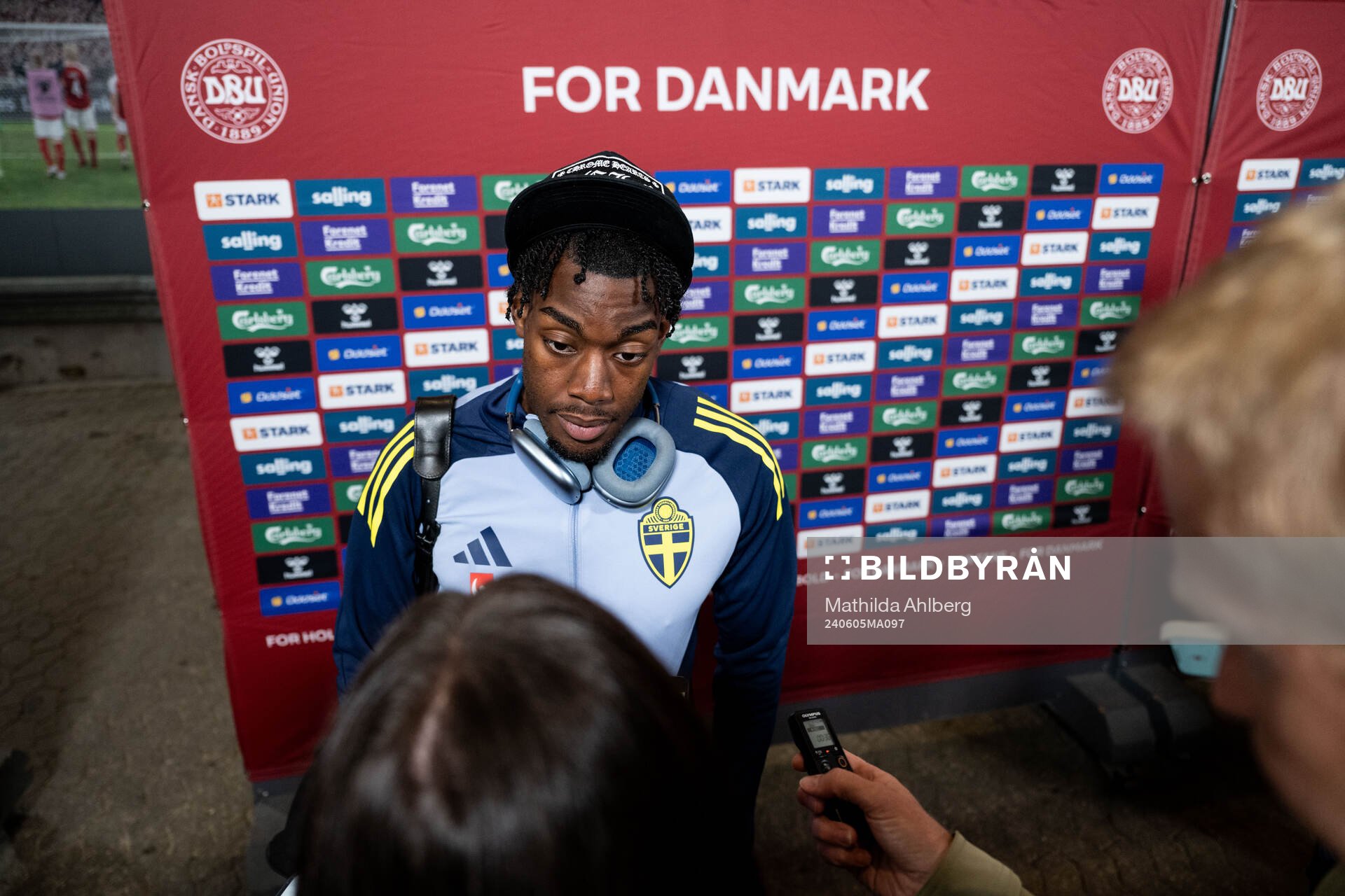 Anthony Elanga of Sweden in mixed zone