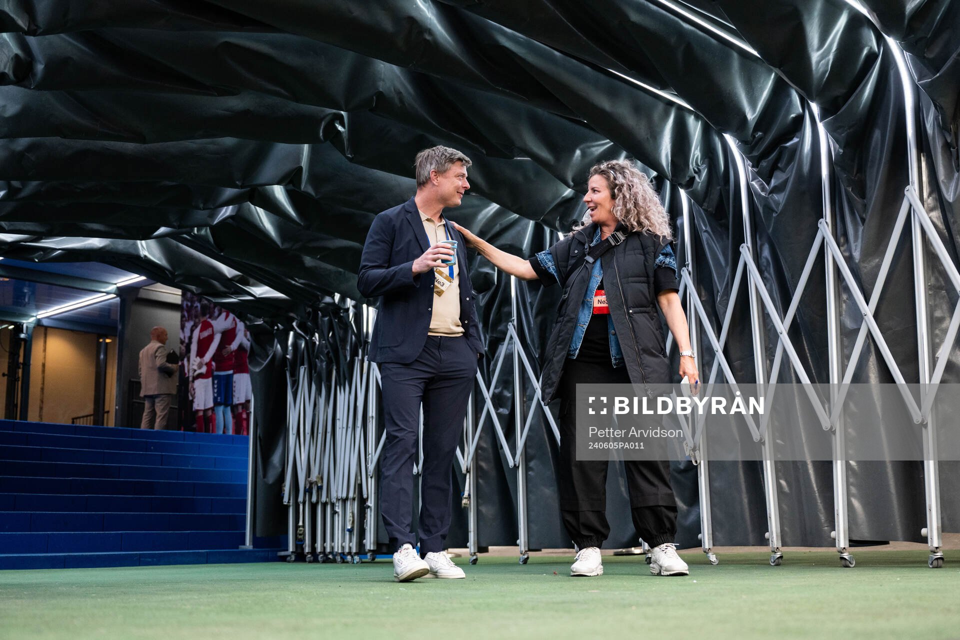 Head coach Jon Dahl Tomasson of Sweden