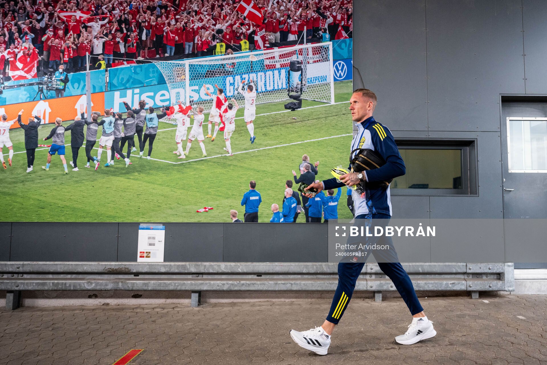 Goalkeeper Robin Olsen of Sweden