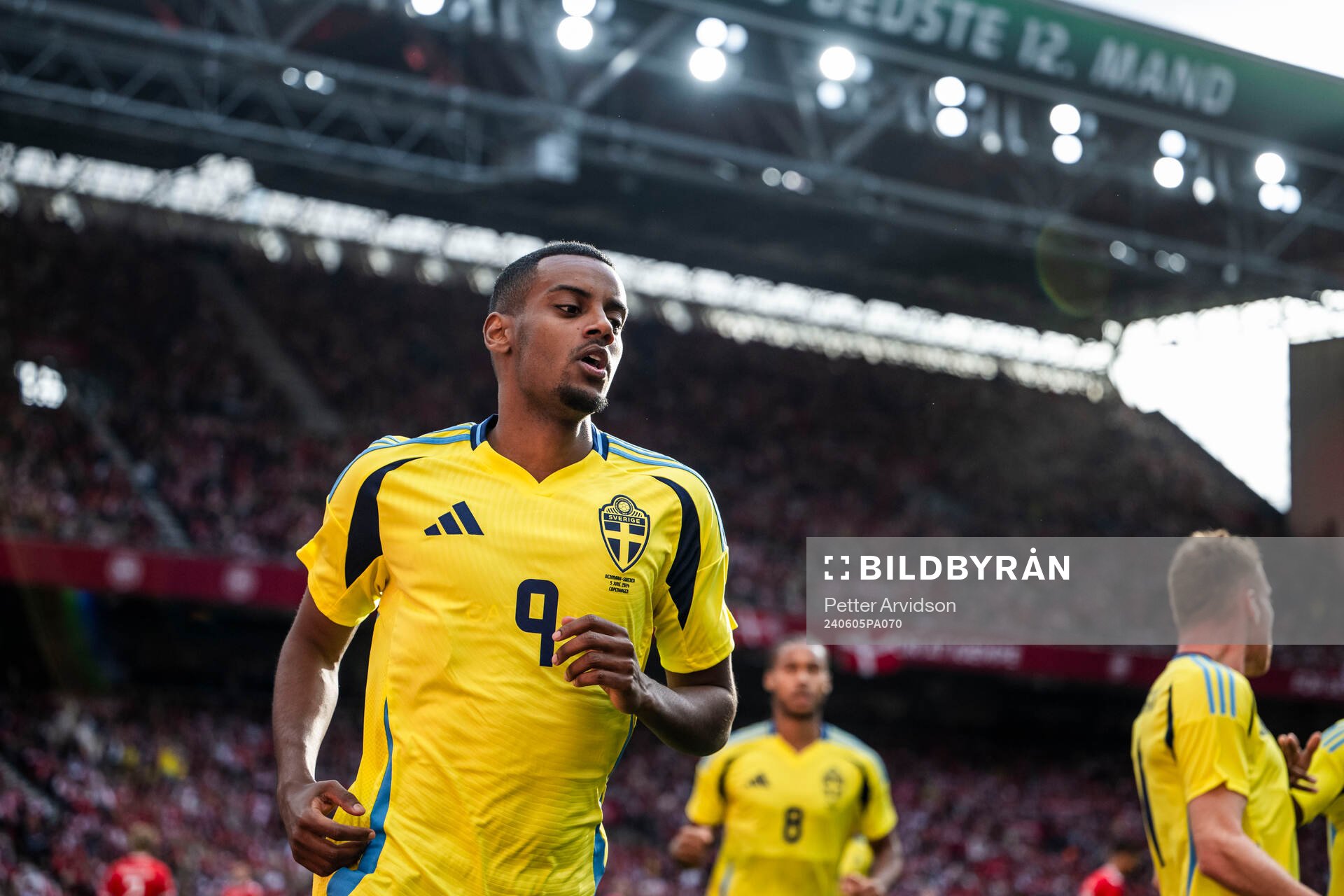 Alexander Isak of Sweden celebrates