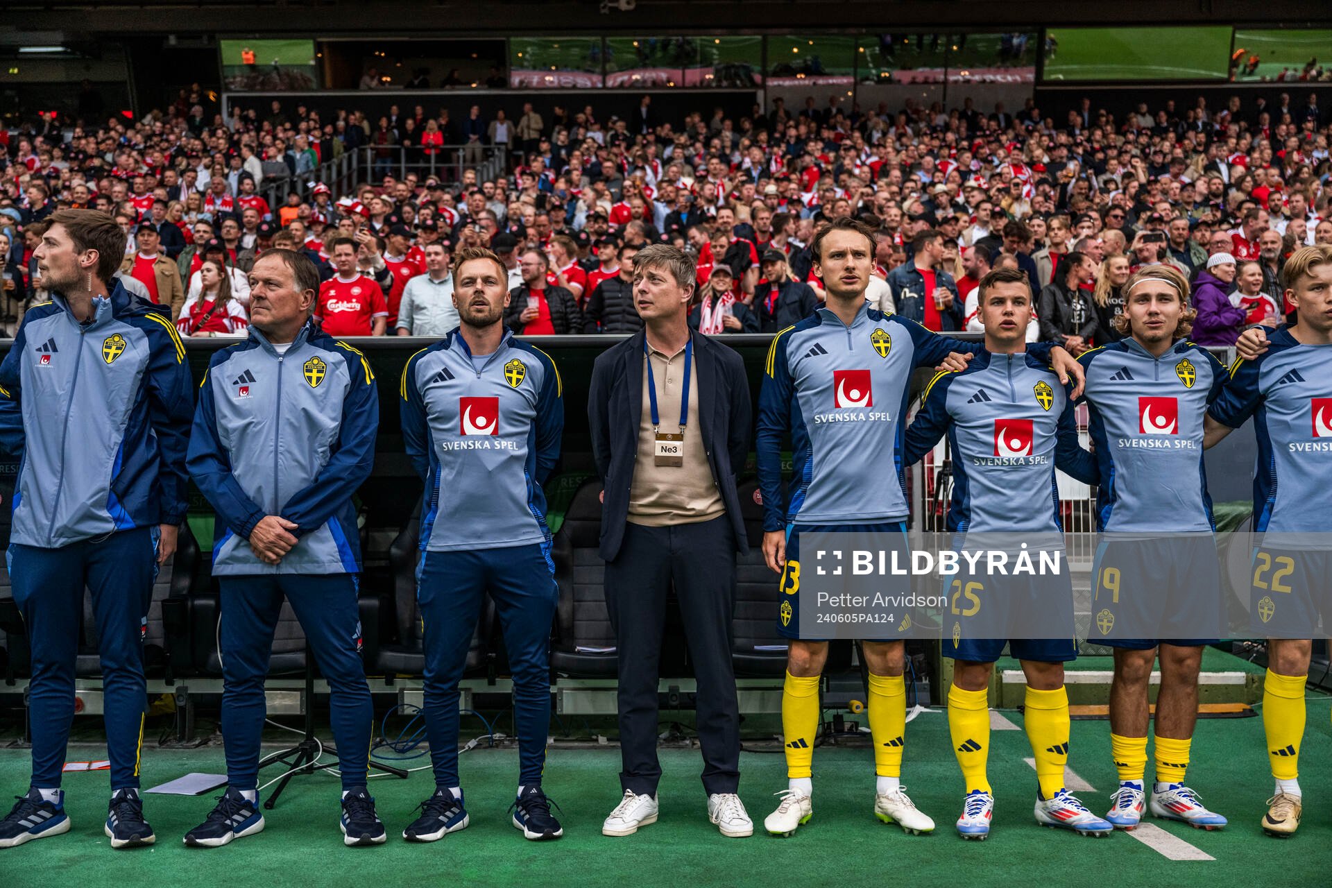 Assistant coach Sebastian Larsson, Head coach Jon Dahl