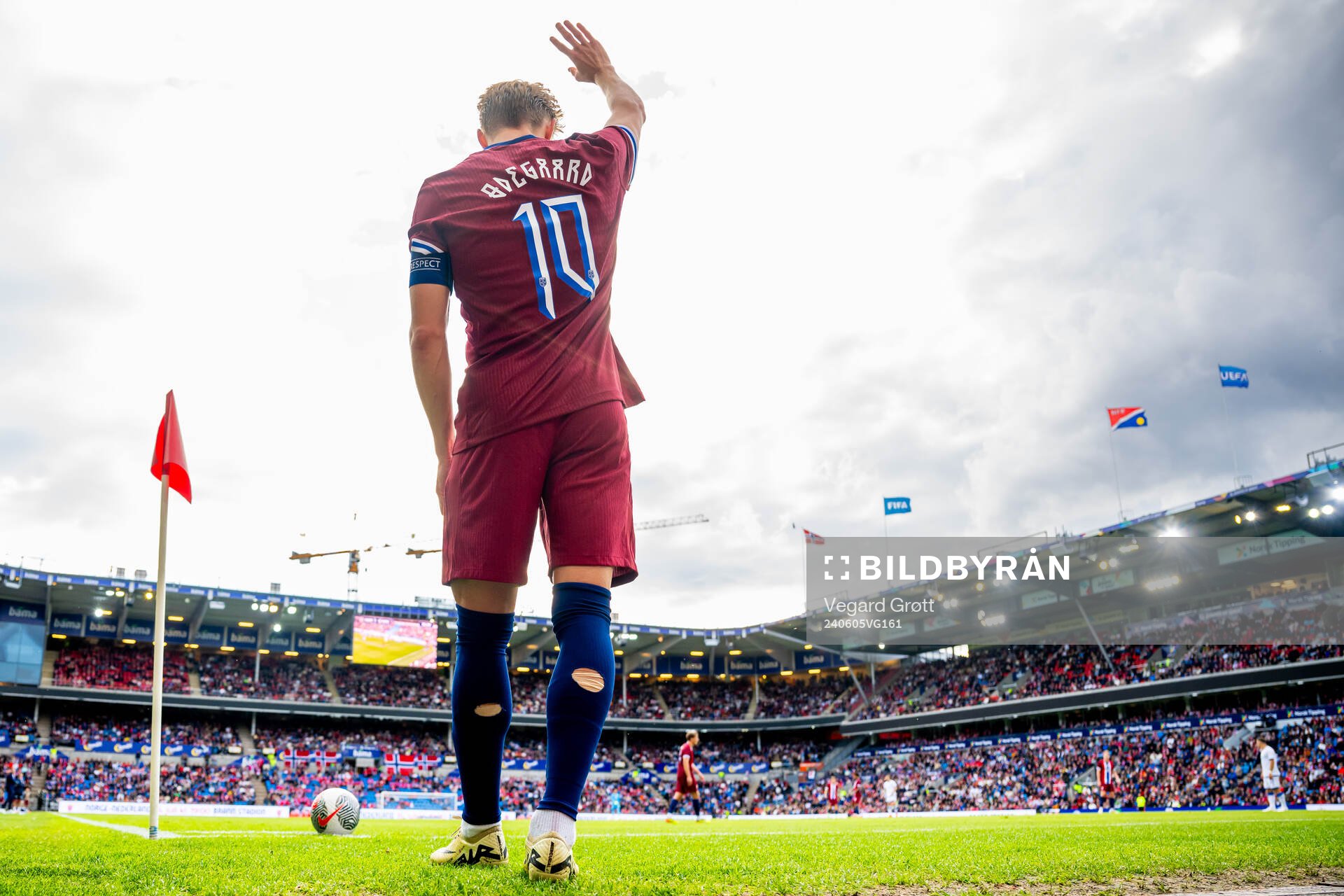 Martin Ødegaard of Norway takes a corner kick
