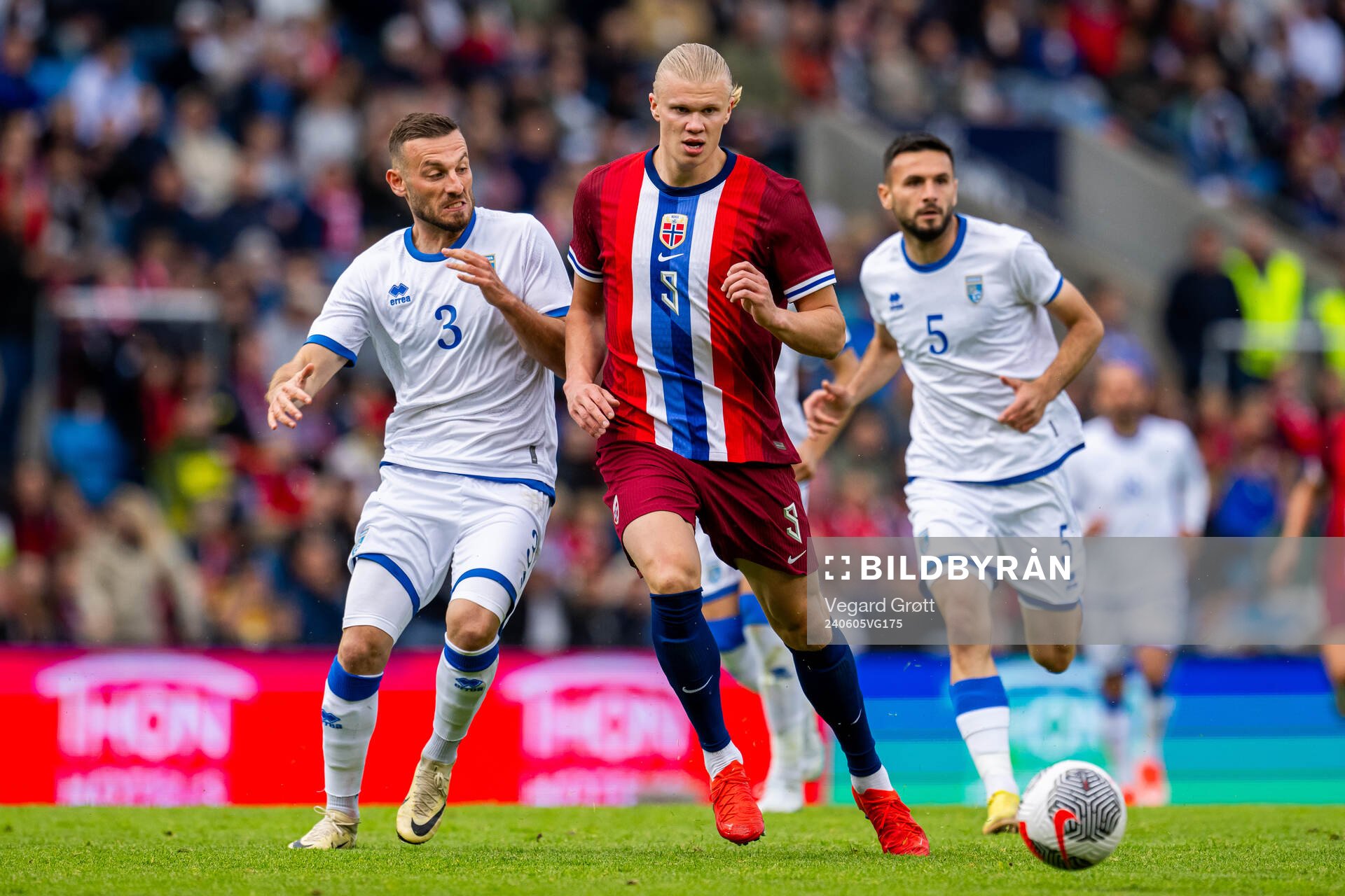 Fidan Aliti of Kosovo and Erling Braut Haaland of Norway