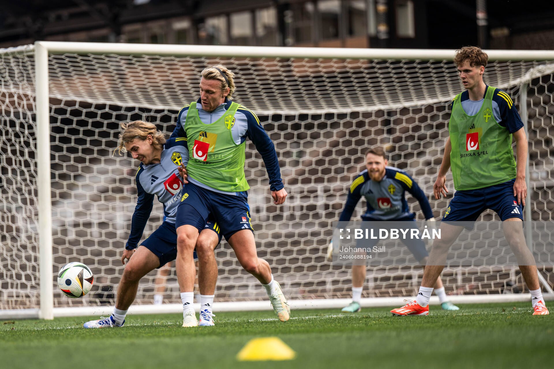 Sebastian Nanasi and Emil Forsberg of the Swedish men's