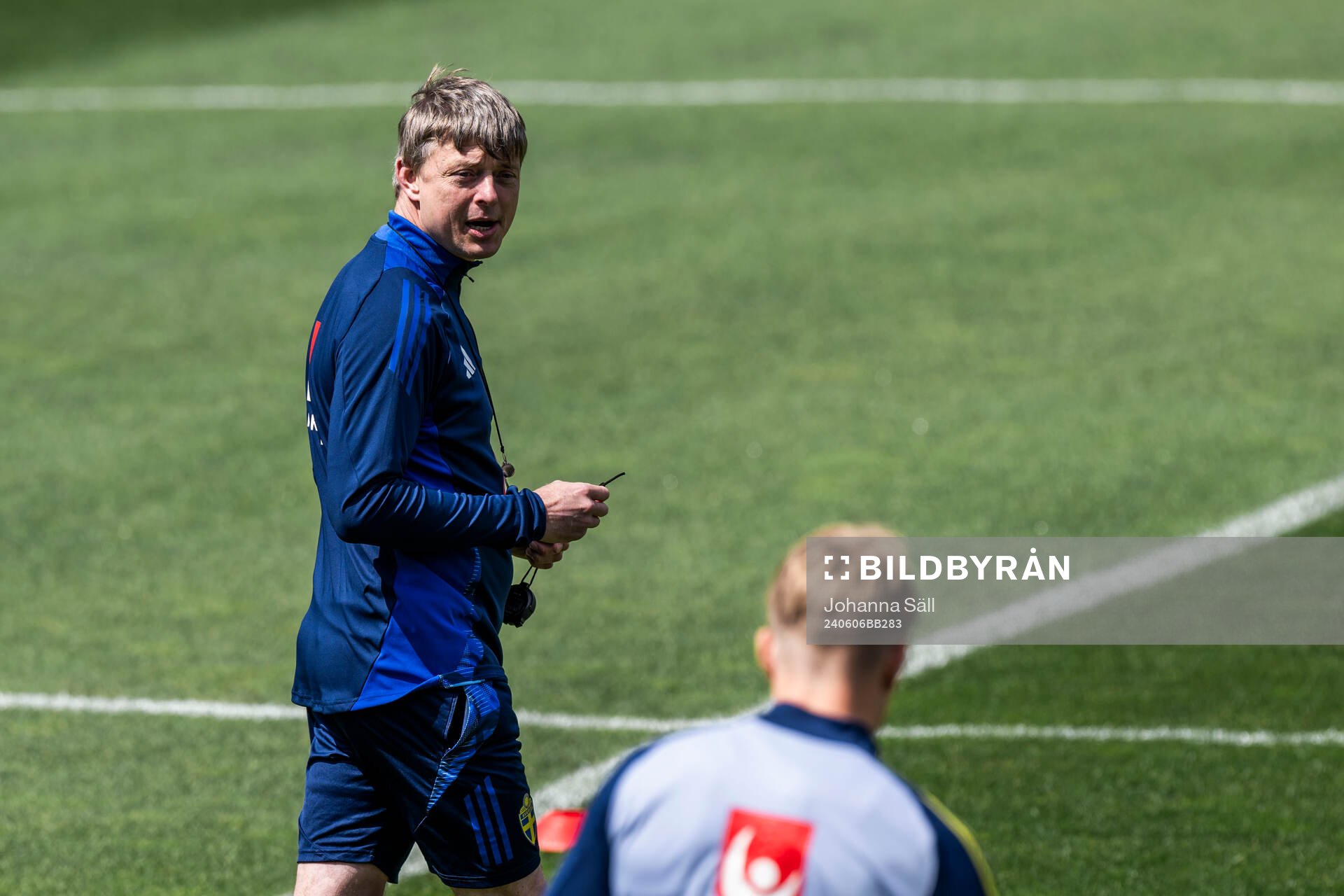 Head coach Jon Dahl Tomasson of the Swedish men's national