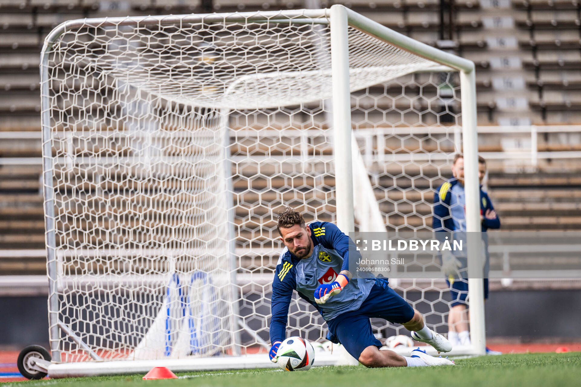 goalkeeper Kristoffer Nordfeldt of the Swedish men's