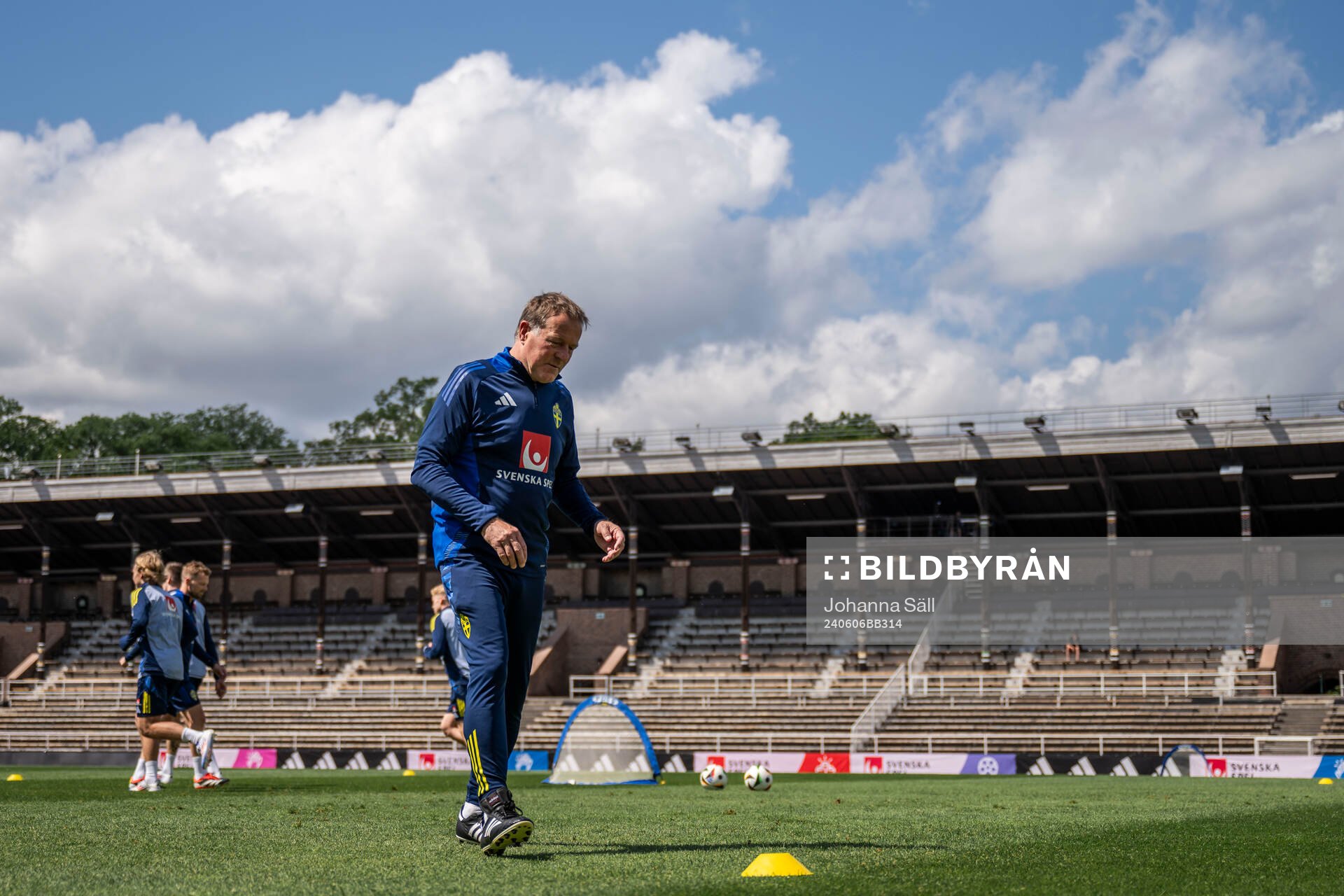 Assistant coach Remy Reijnierse of the Swedish men's