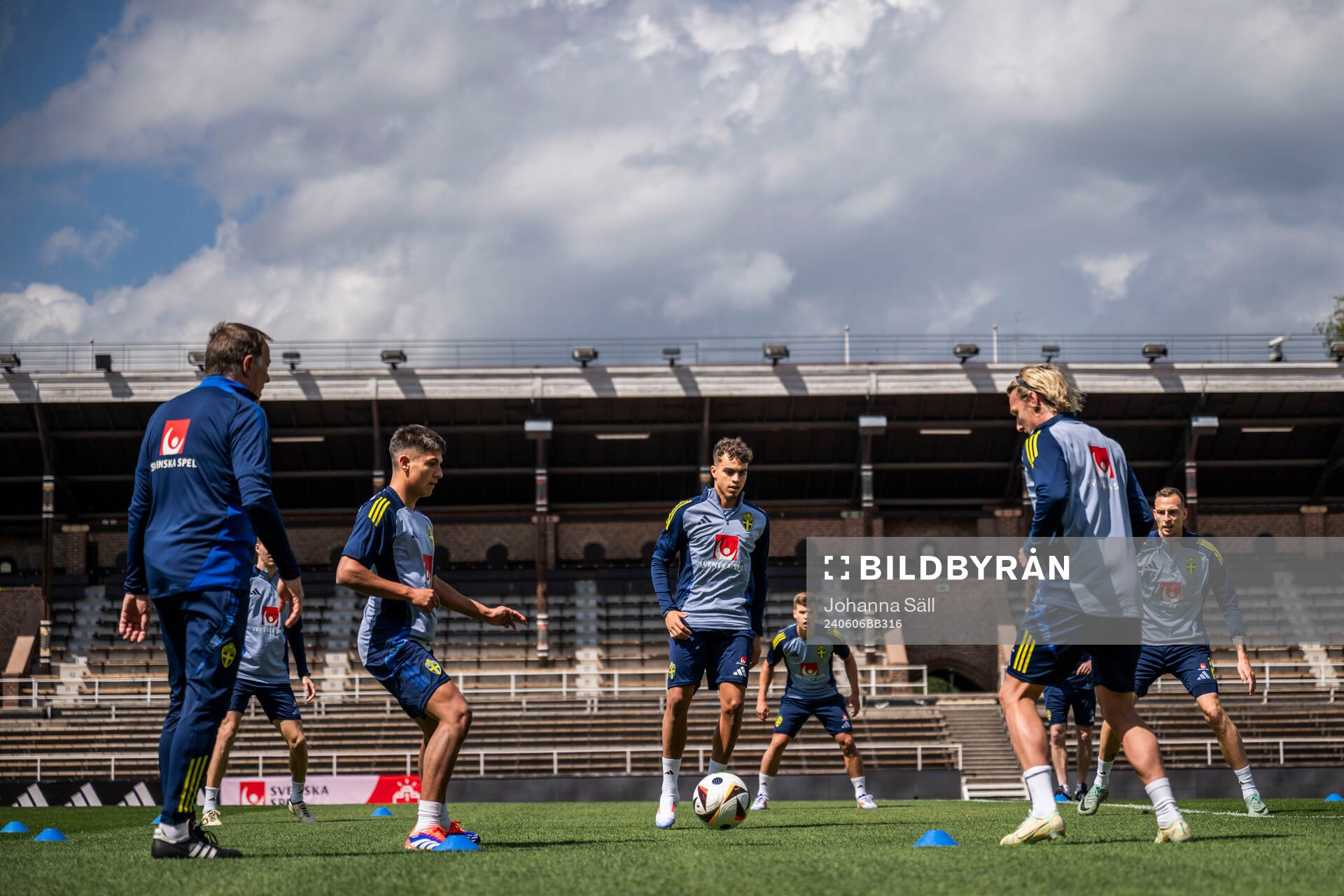 Matteo Perez Vinlöf, Yasin Ayari, Gustaf Nilsson and Emil
