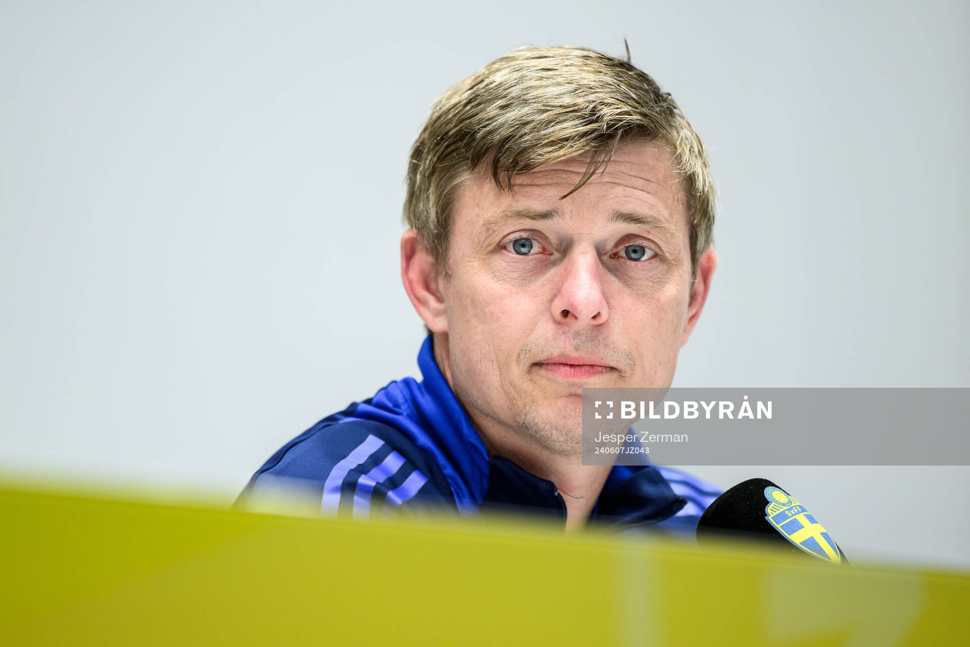 Head coach Jon Dahl Tomasson of the Swedish men's national