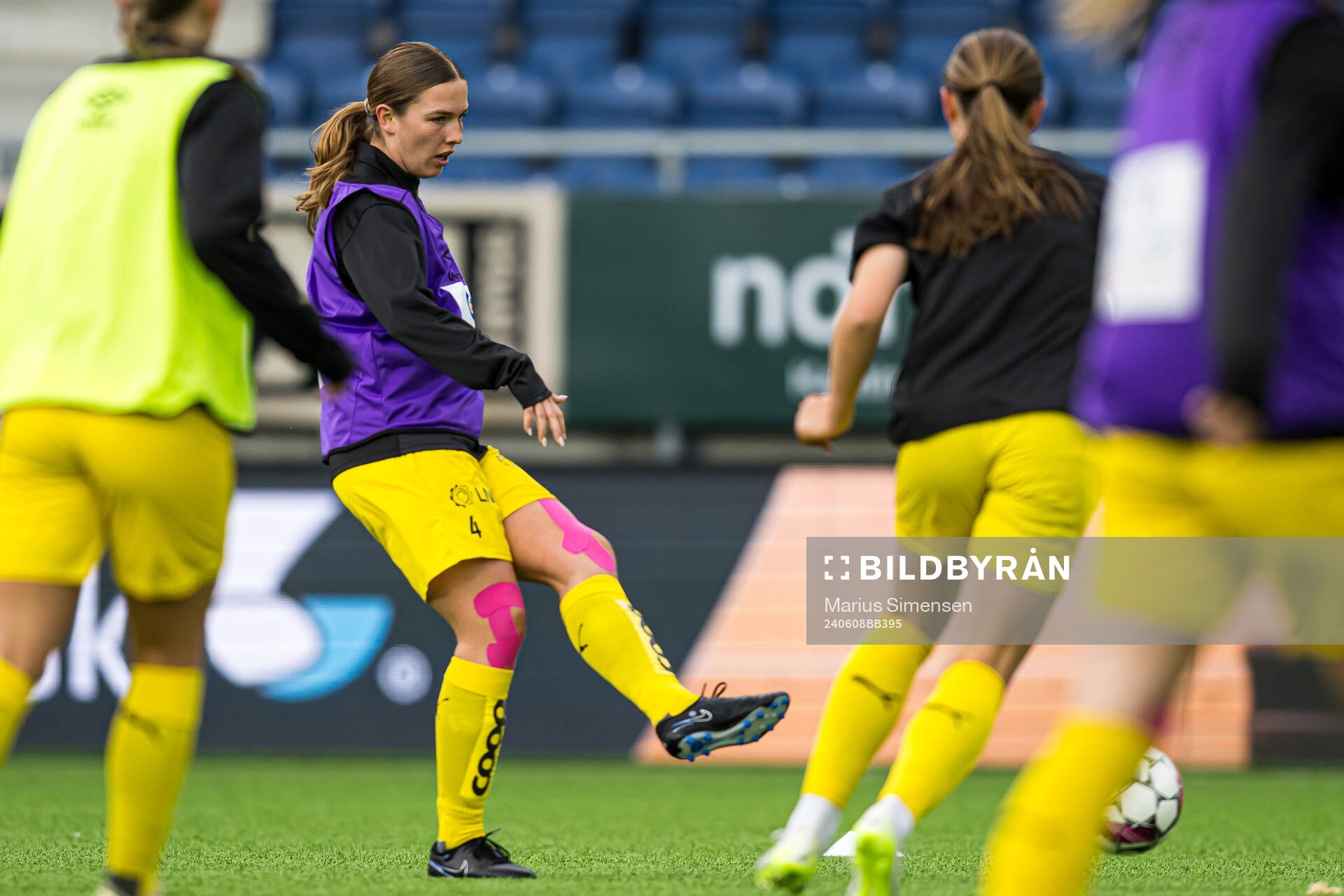 Lærke Hammer of Bodø/Glimt warms up ahead of the 1. division football match between AaFK Fortuna and Bodø/Glimt on June 8, 2024 in Ålesund.