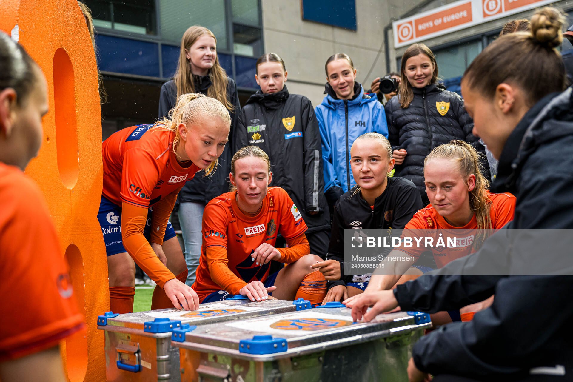 Mette Osvold Muri, Helle Olsen Rindal, Madelen Eid and