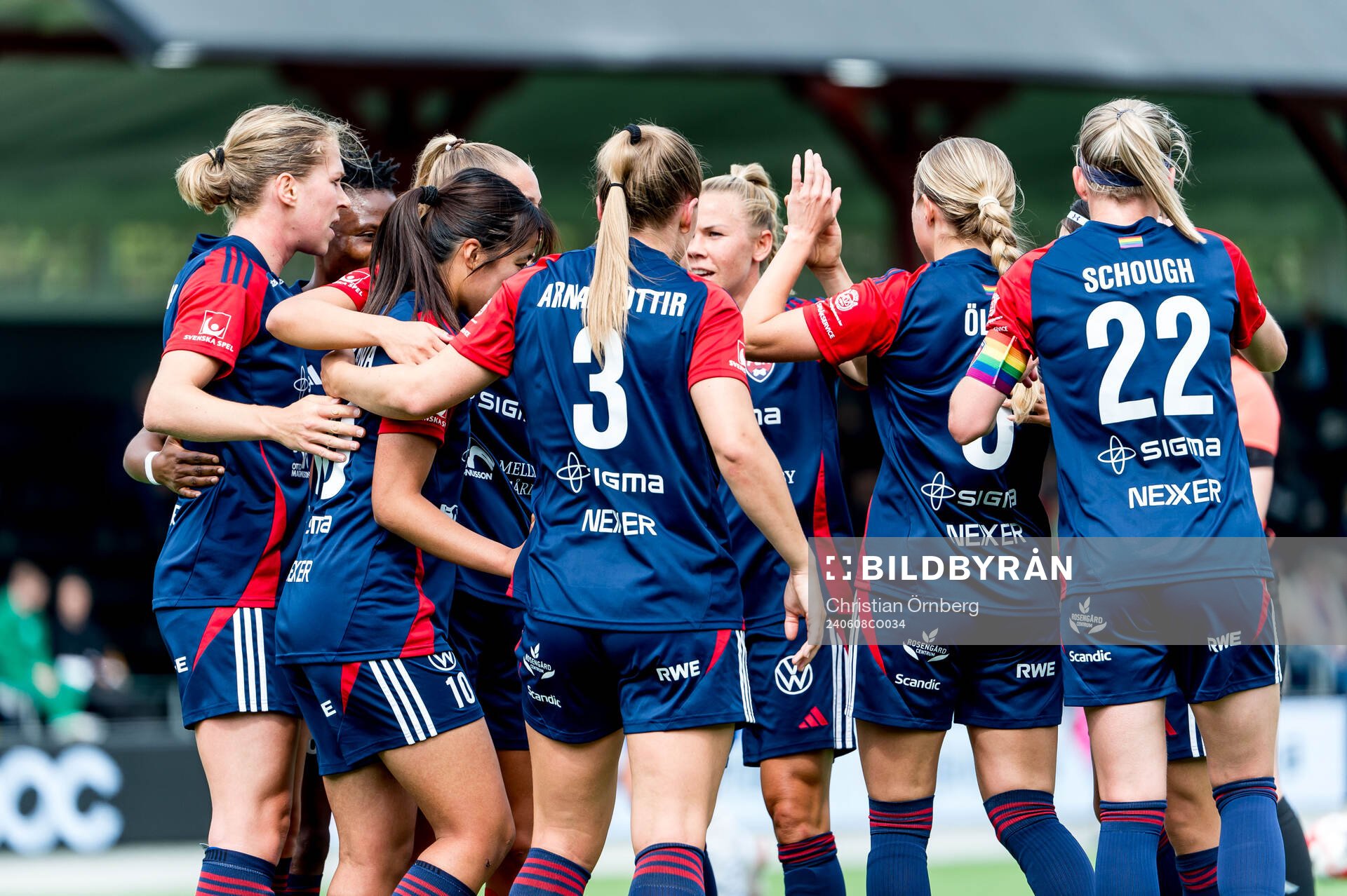 FC Rosengårds Momoko Tanikawa jublar