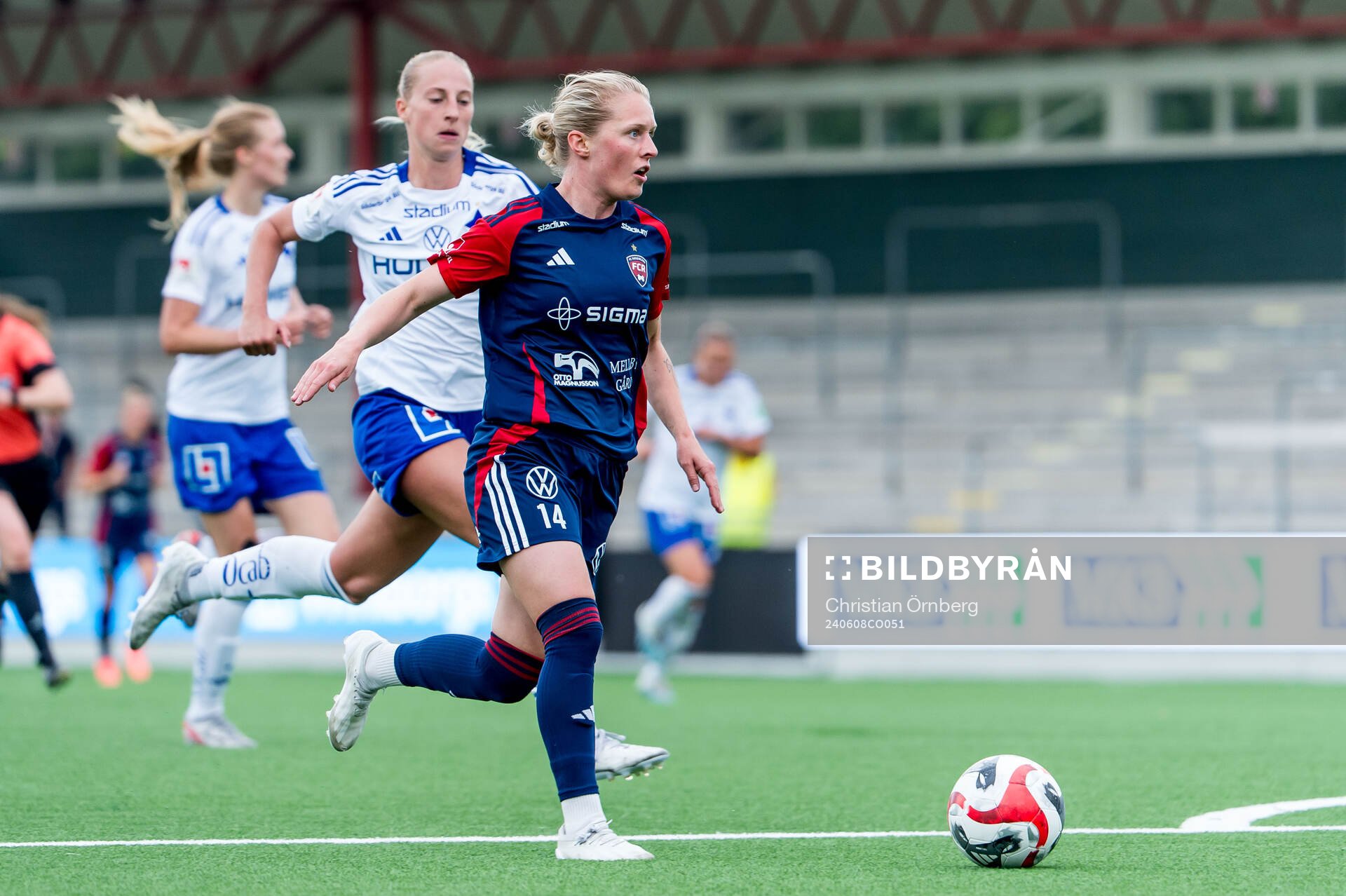 FC Rosengårds Emilia Larsson och IFK Norrköpings Samantha